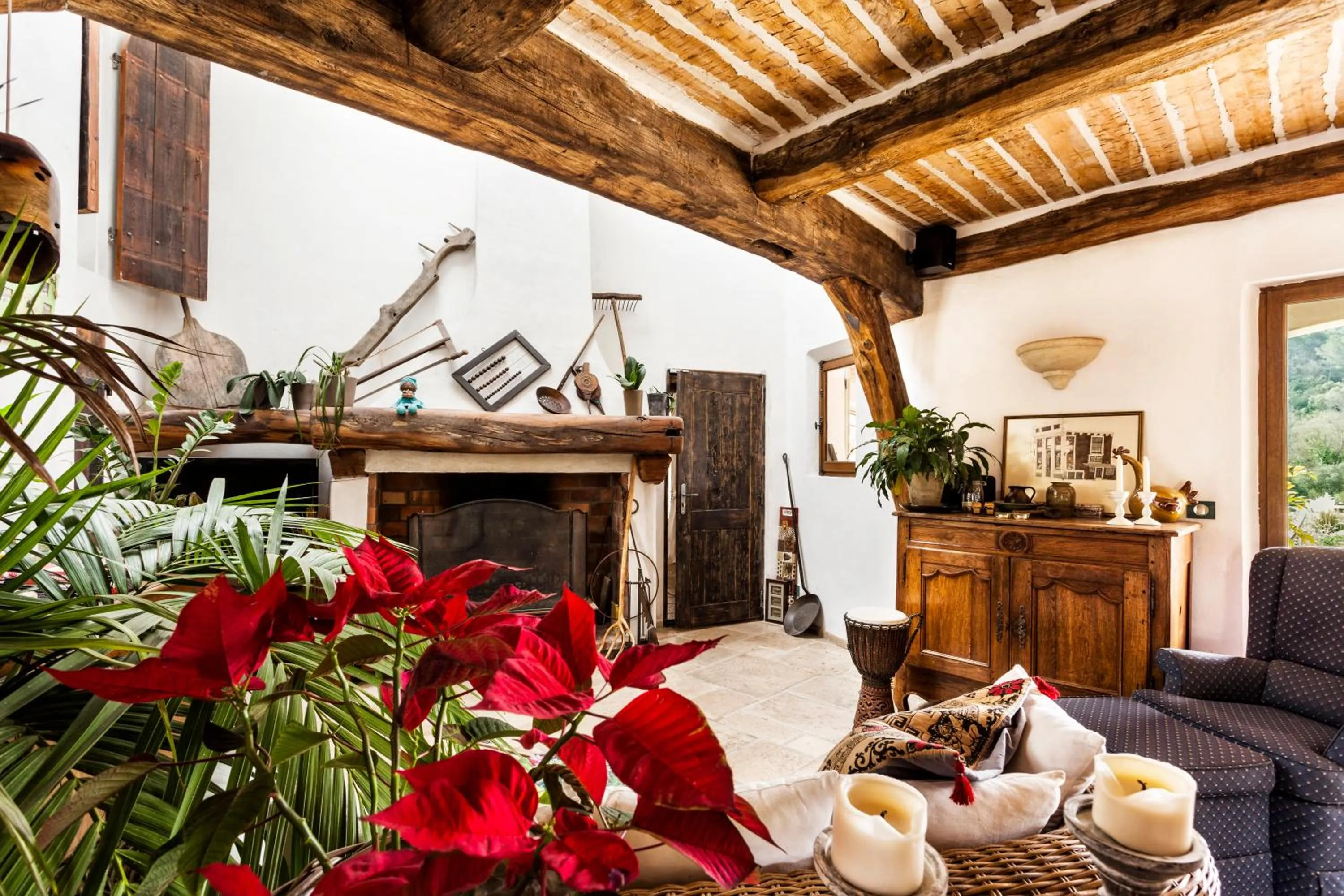 Lounge or bar in Mas La Jaina