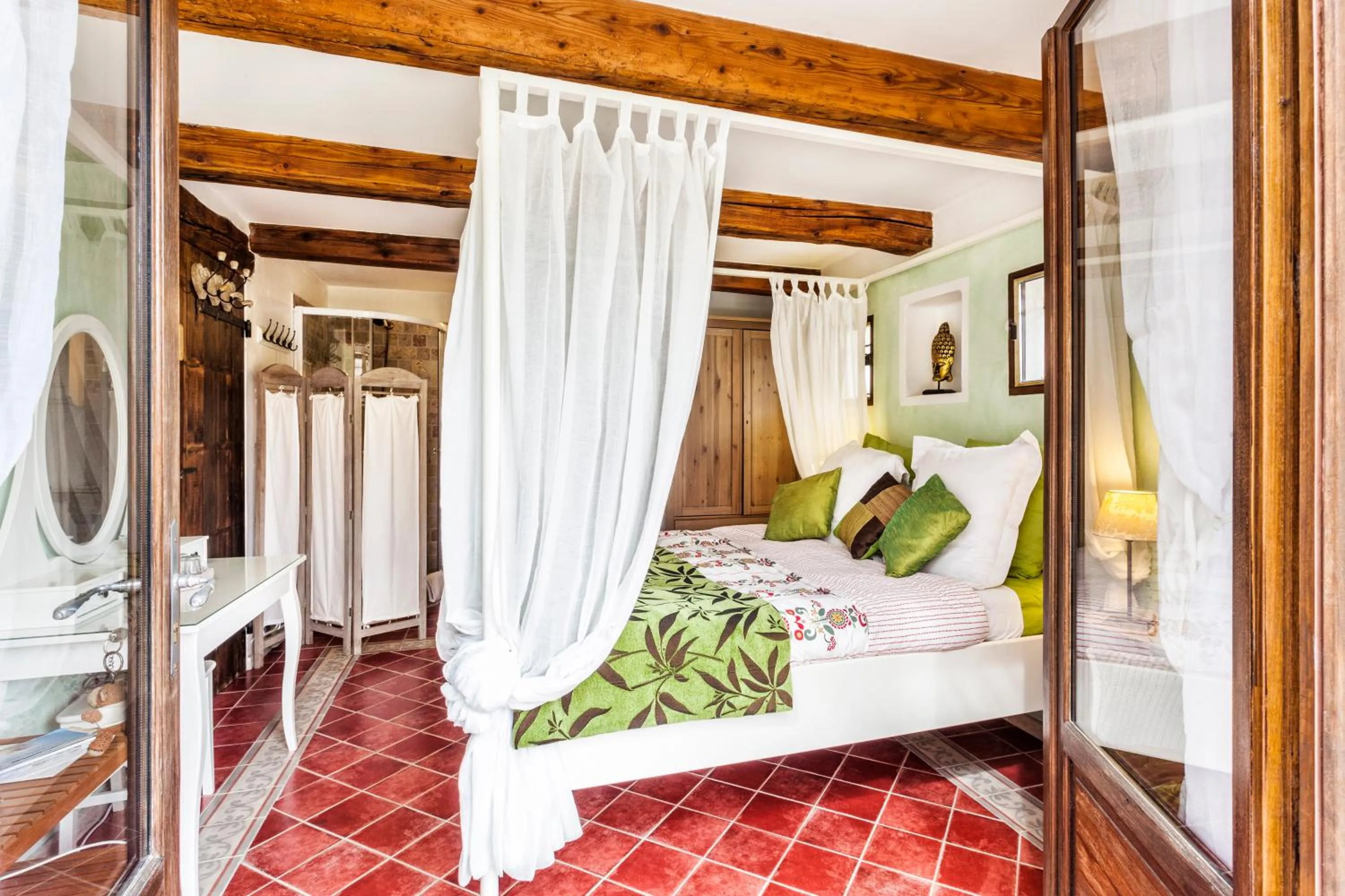 Bedroom, Bed in Mas La Jaina