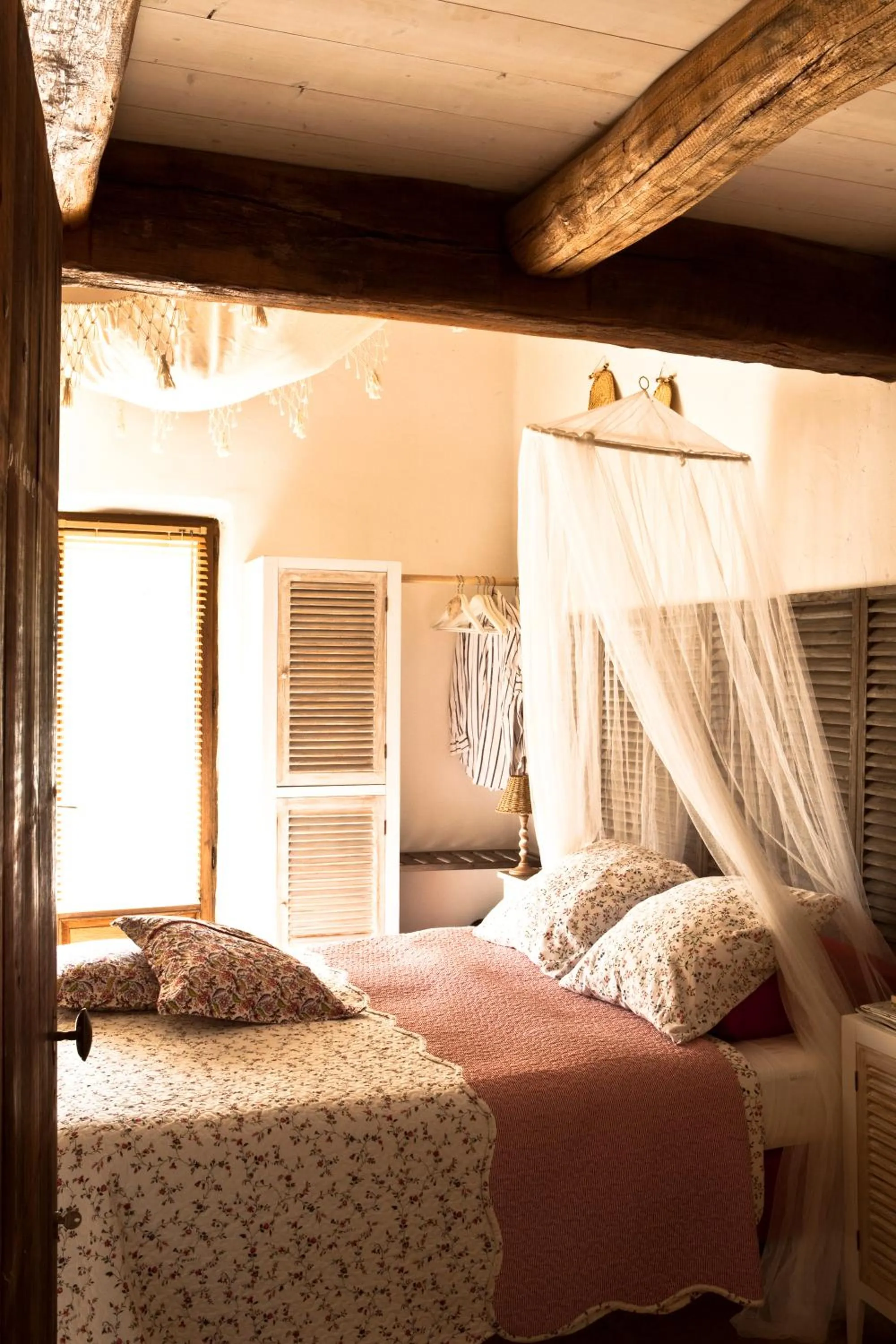 Decorative detail, Bed in Mas La Jaina