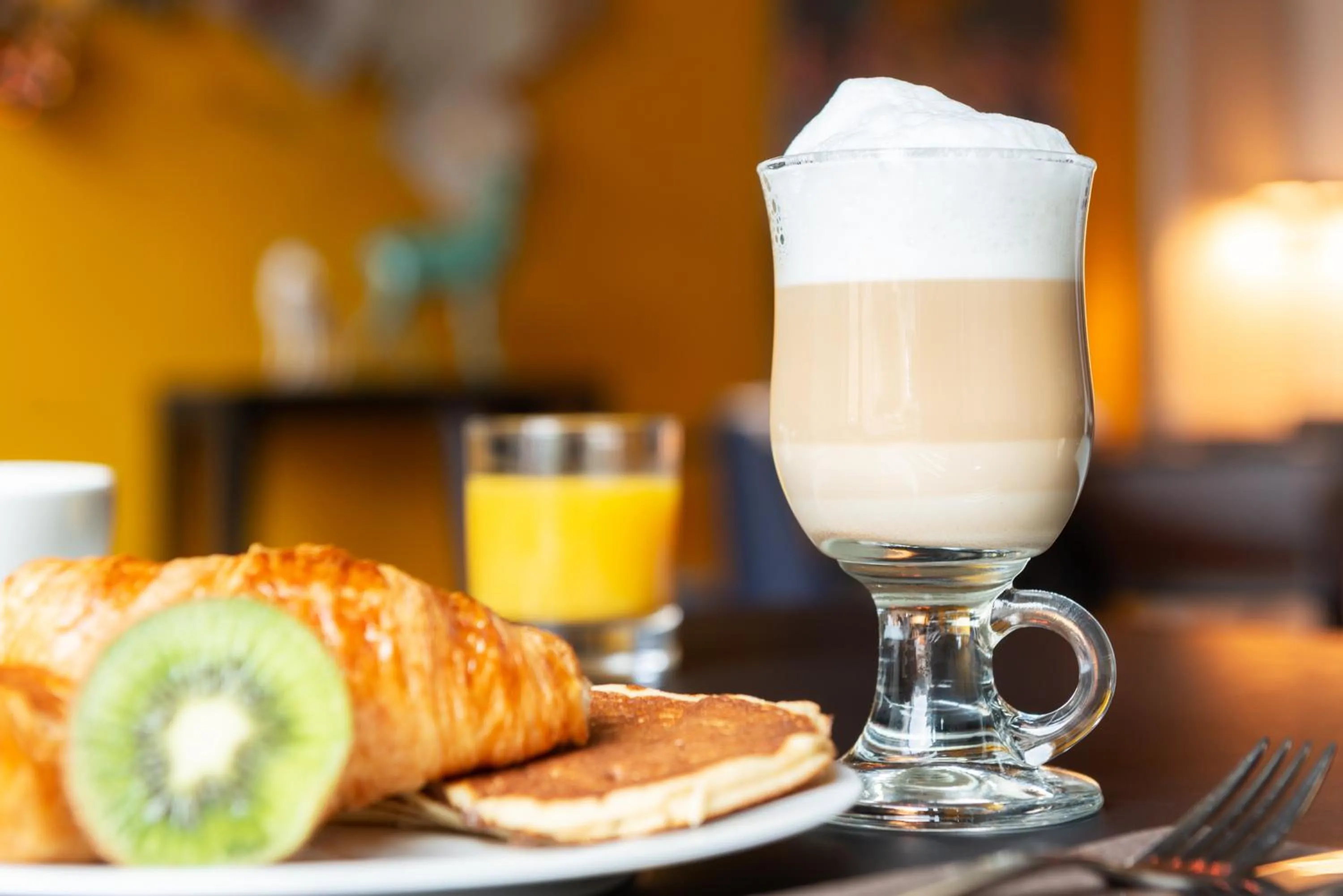 Buffet breakfast in Golden Tulip Saint Malo– Le Grand Bé