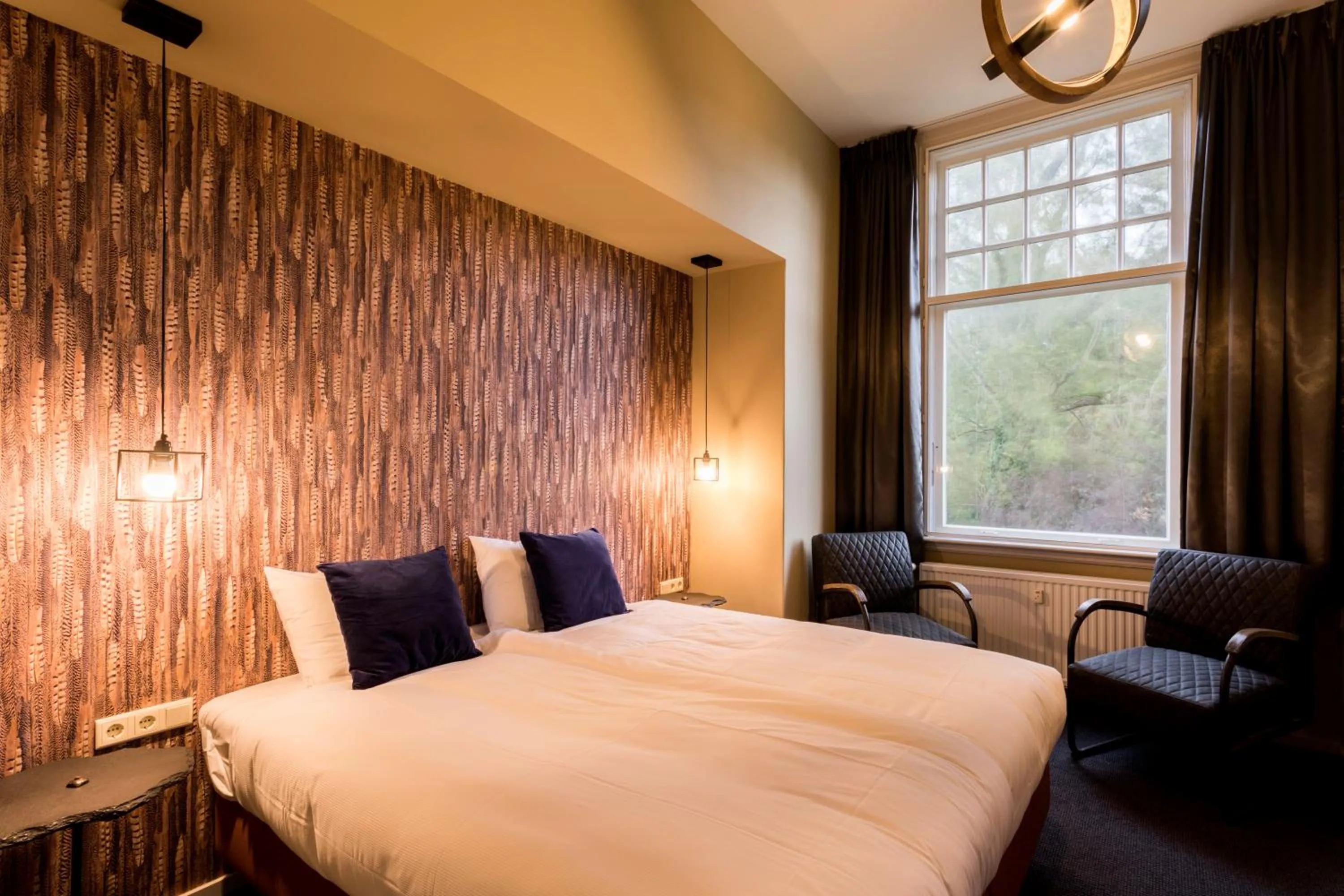 Bedroom, Bed in Rijksmonument Hotel de Sprenck - including free private parking