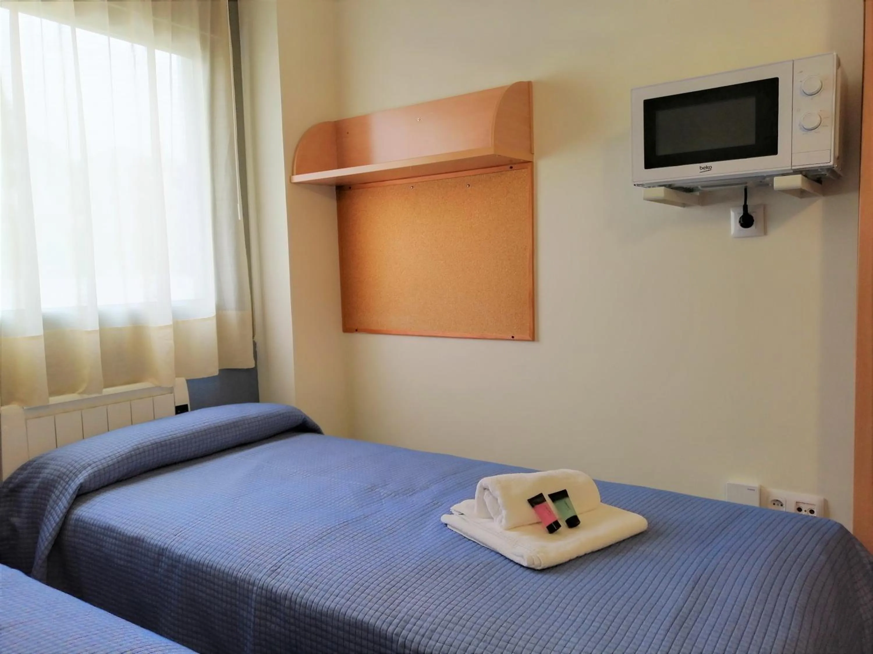 Bed in Residencia Universitaria Resa As Burgas