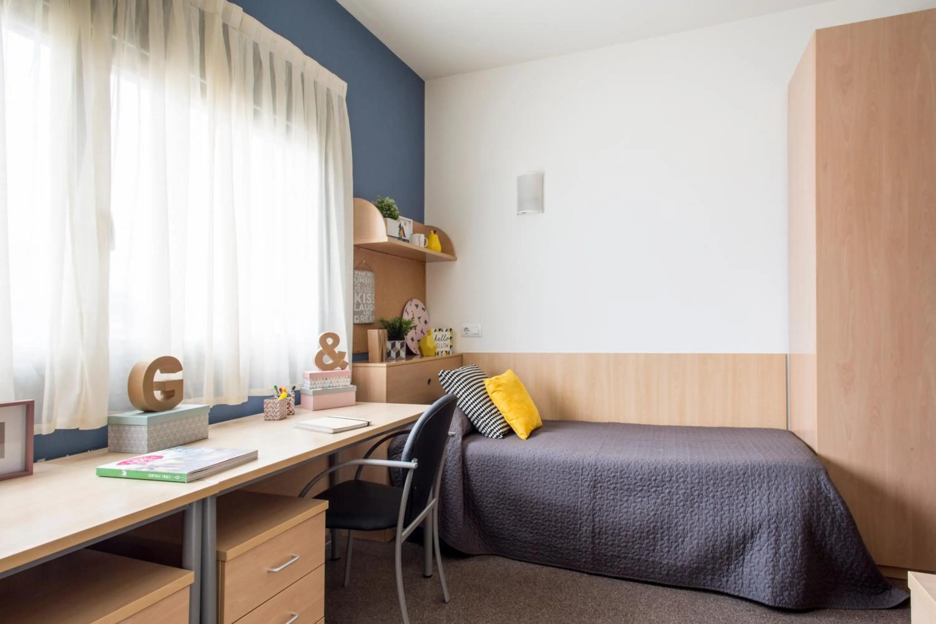 Seating area, Bed in Residencia Universitaria Resa As Burgas