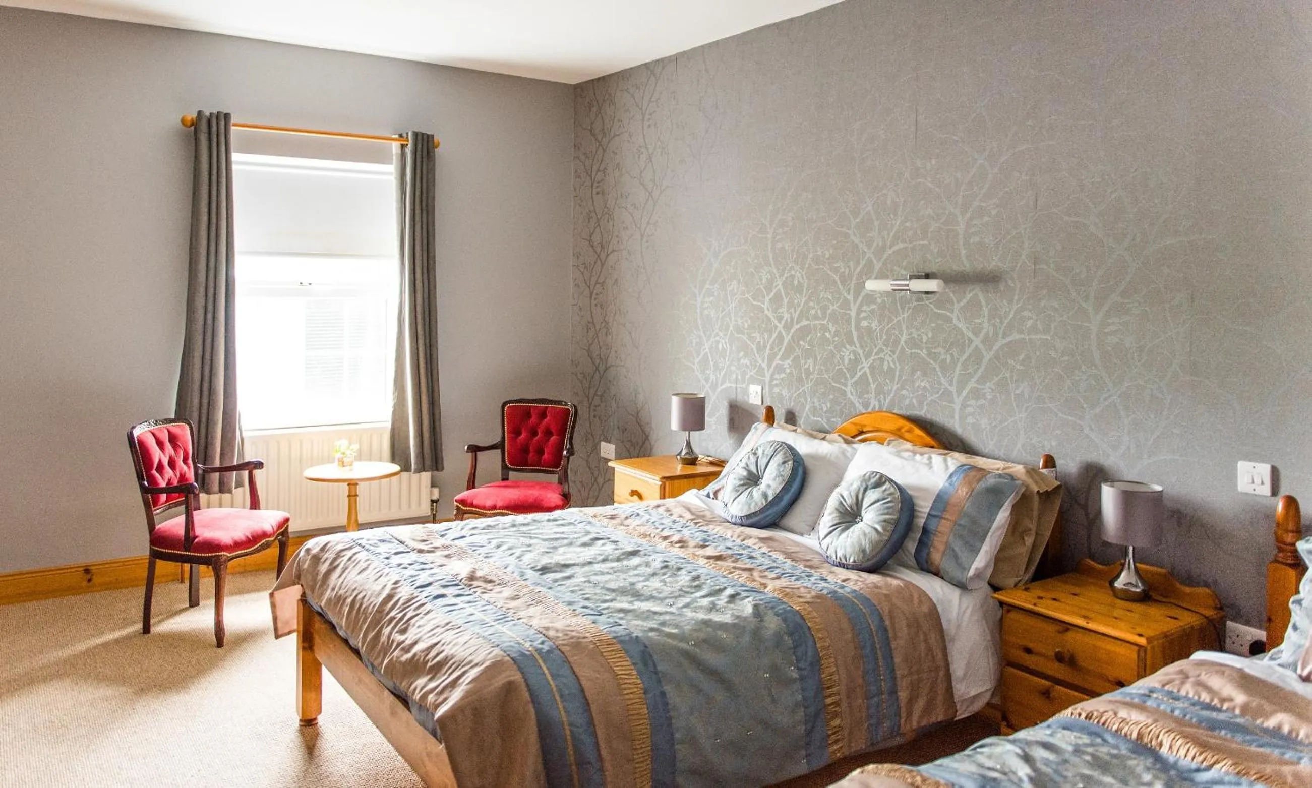 Bedroom, Bed in Melvin Country House