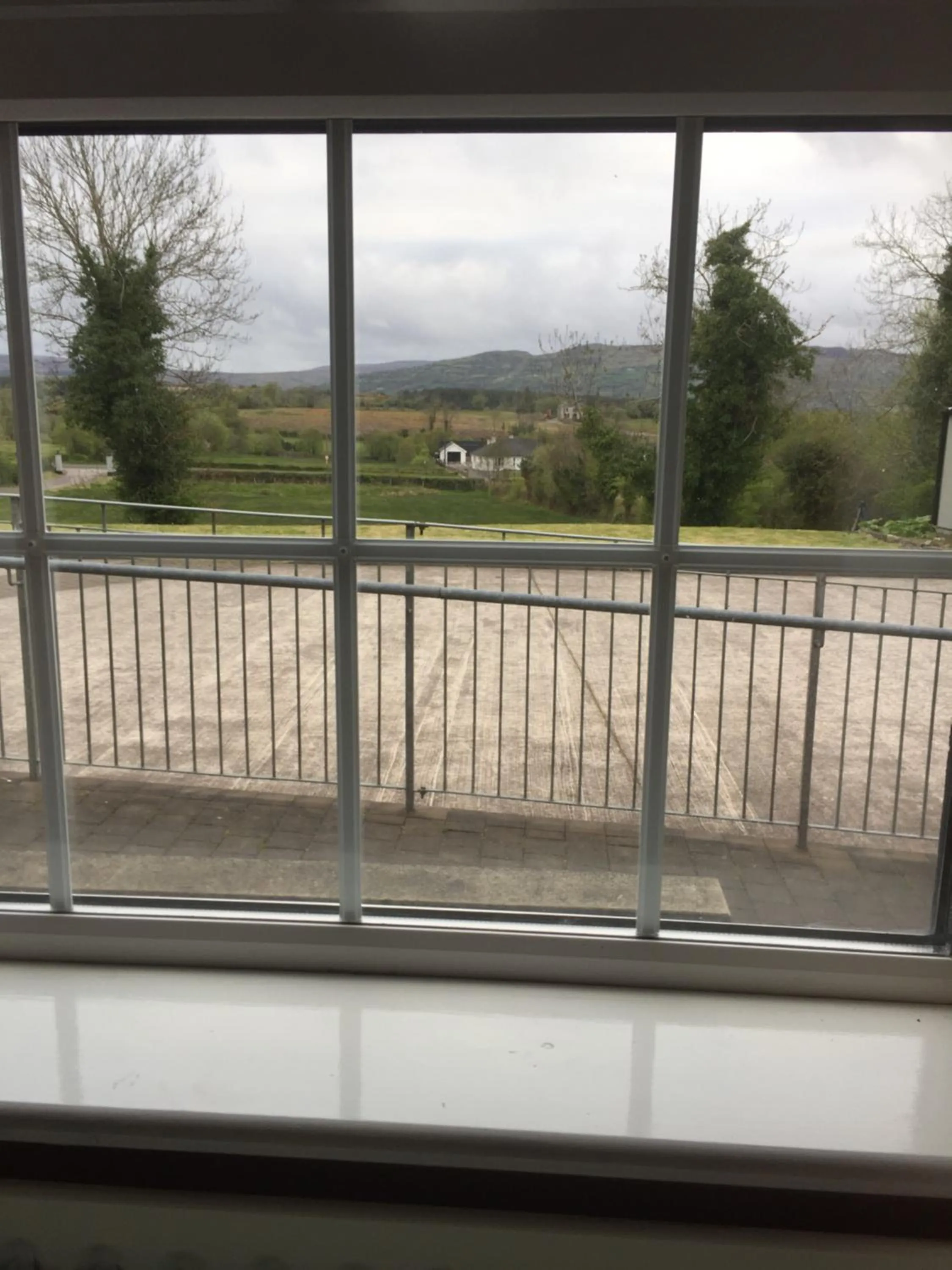 Facade/entrance in Melvin Country House