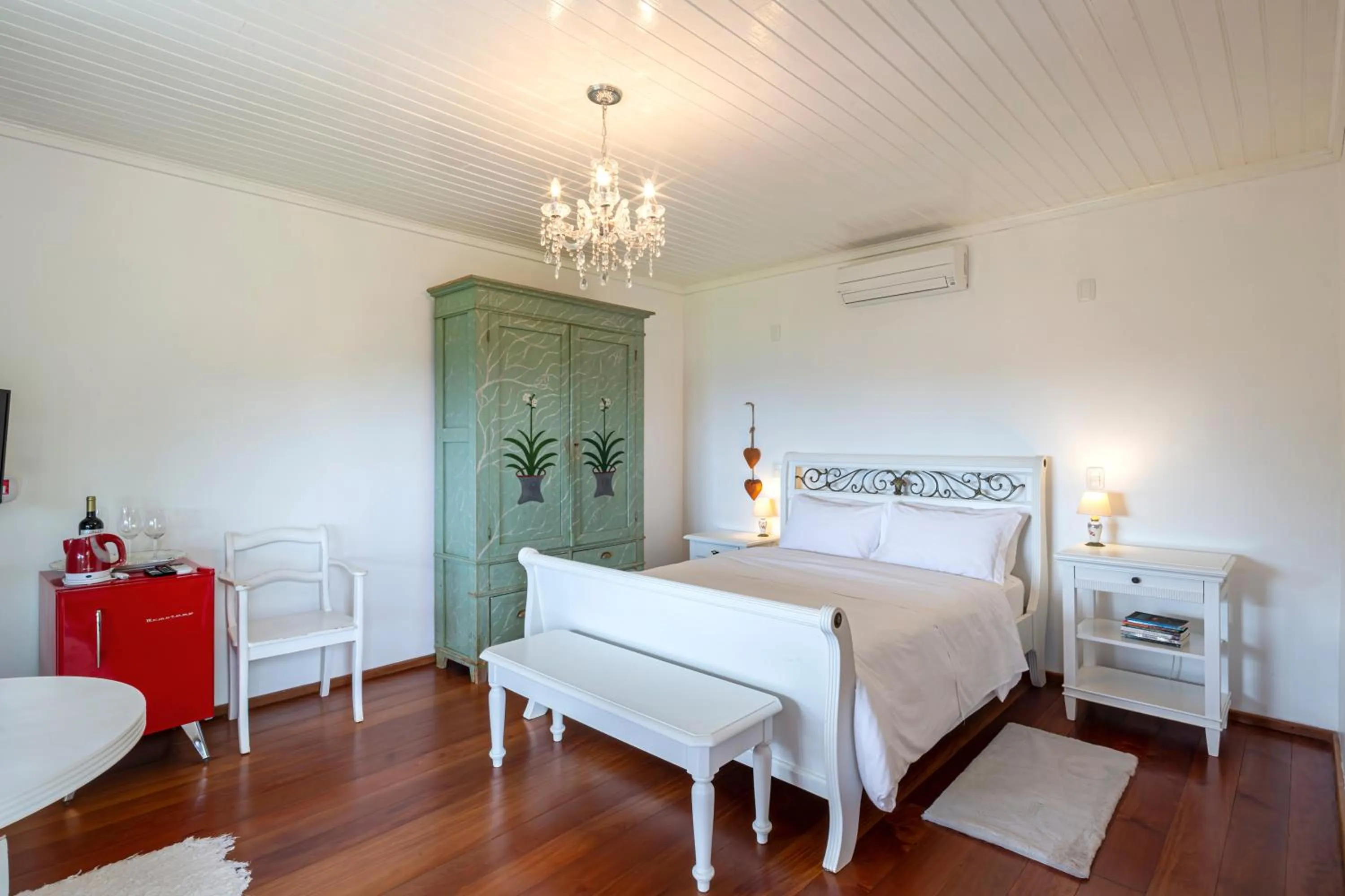 Photo of the whole room, Bed in Pousada La Vista