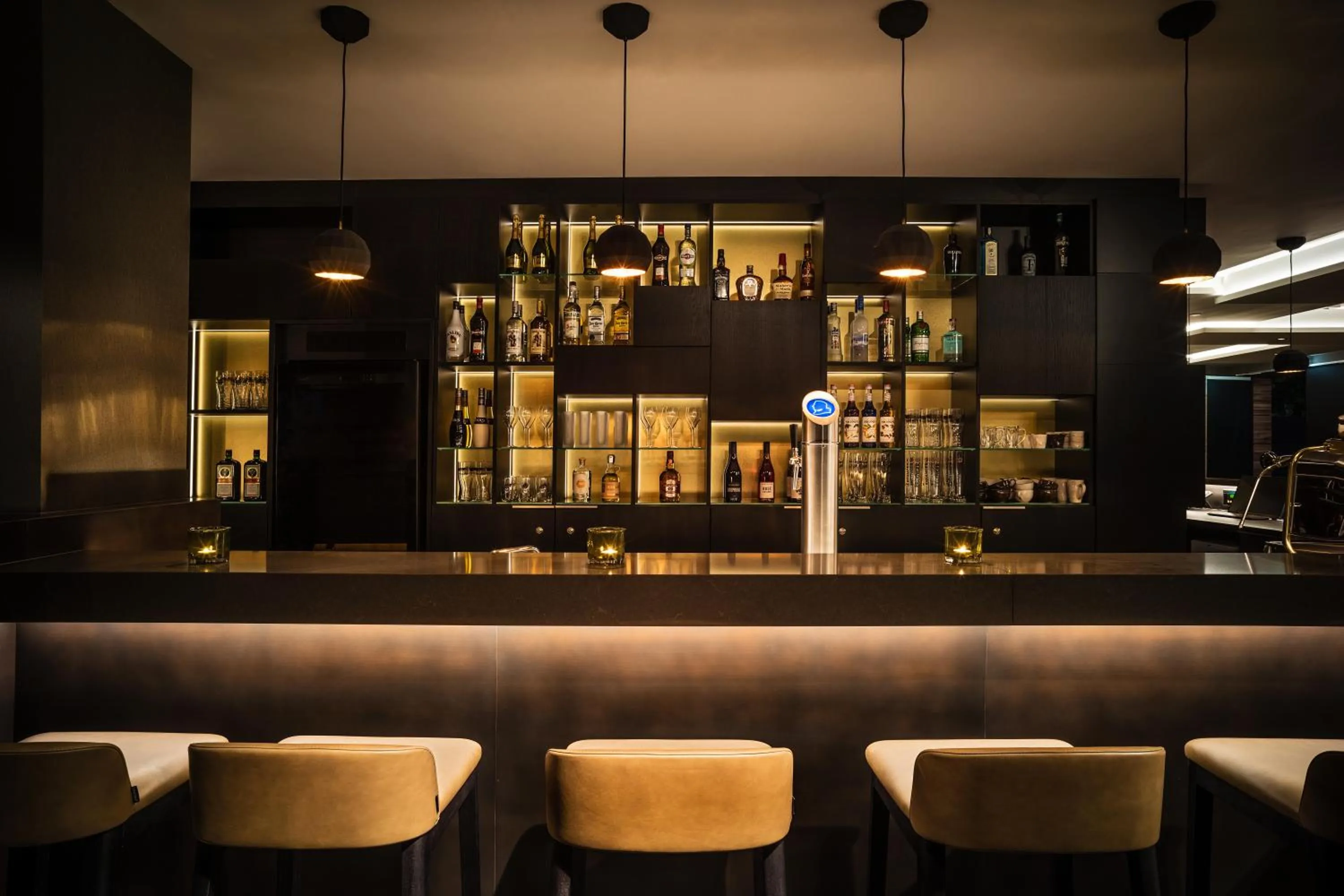 Day in SAKS Urban Design Hotel Frankfurt