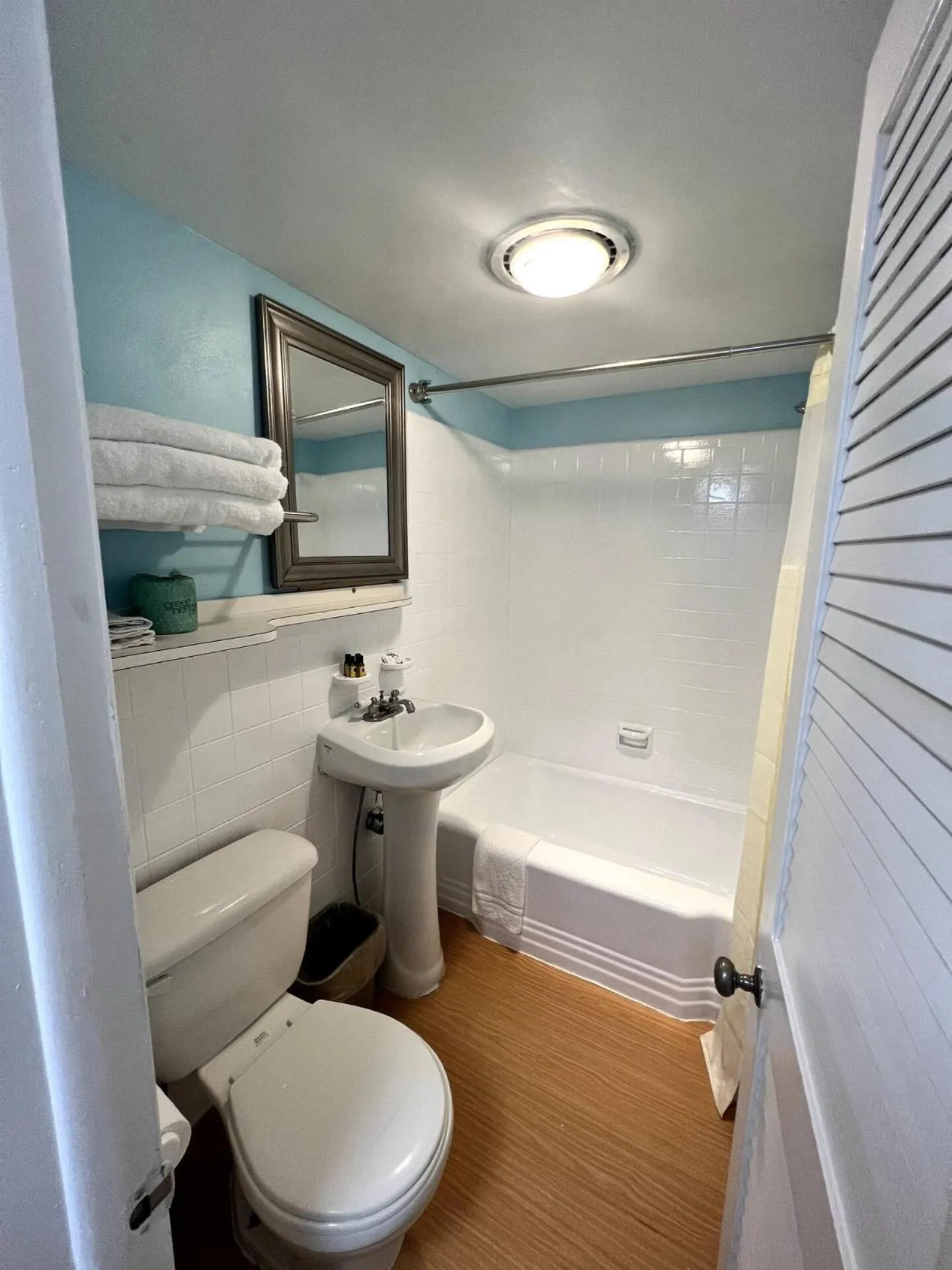 Bathroom in Saratoga Resort