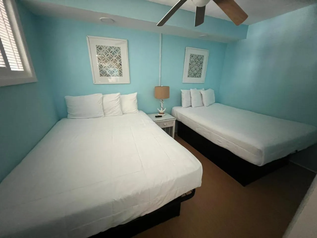 Bedroom, Bed in Saratoga Resort