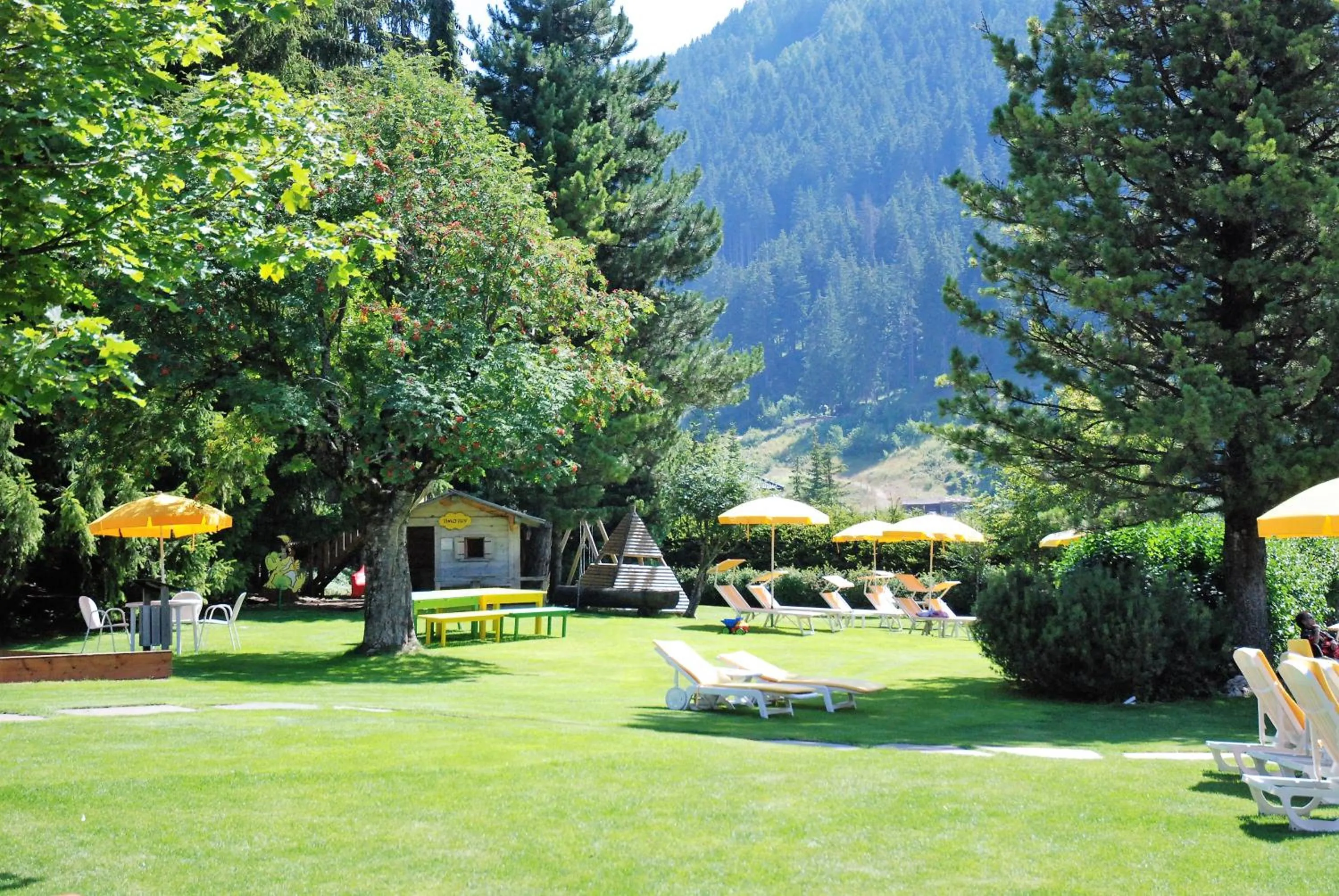 Children play ground in Residence Comploj