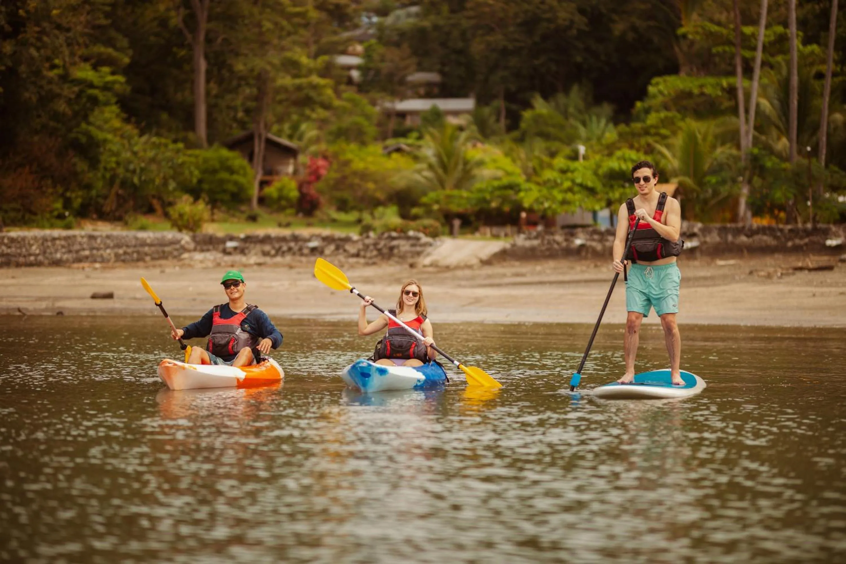 People in Isla Chiquita Glamping Hotel