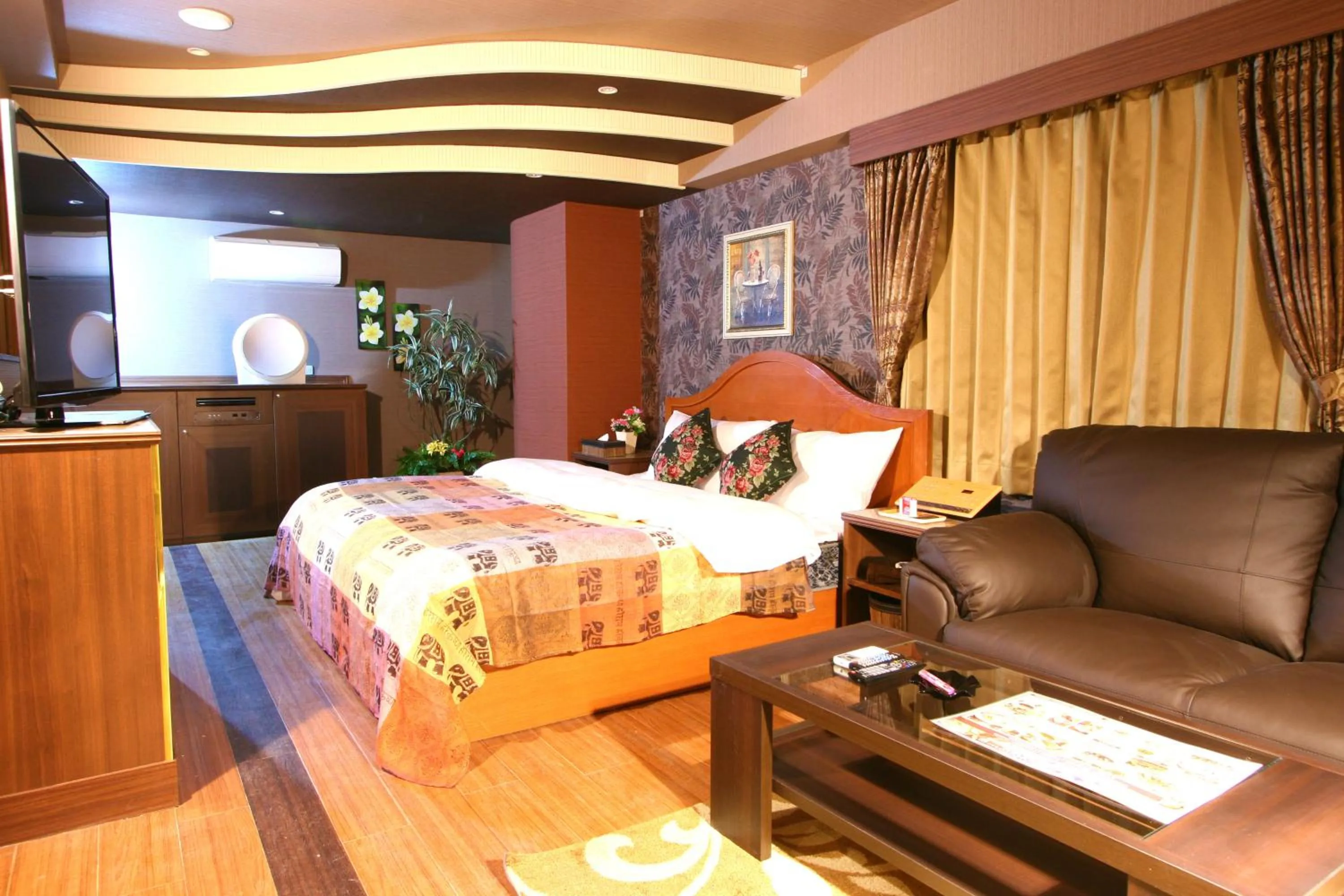 Bedroom, Bed in AURA Seki Inter (Adult Only)