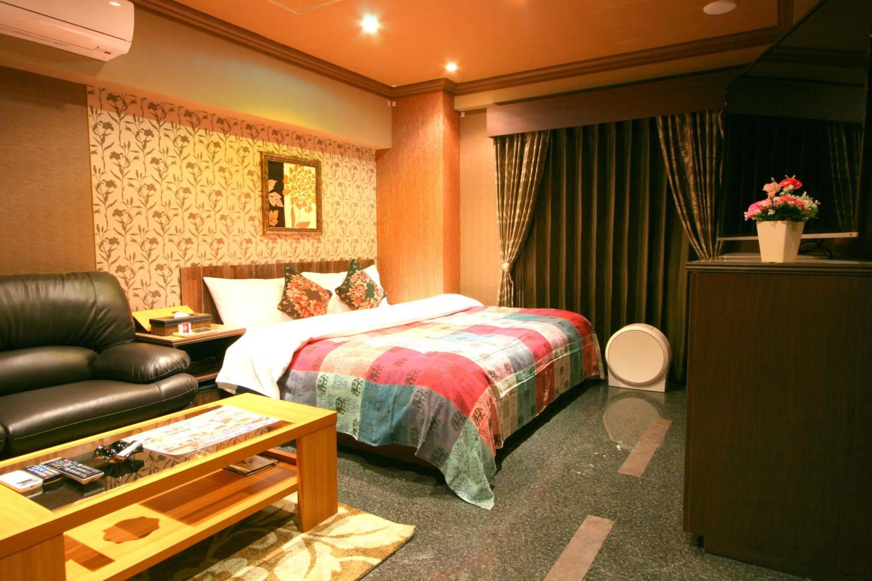 Bedroom, Bed in AURA Seki Inter (Adult Only)