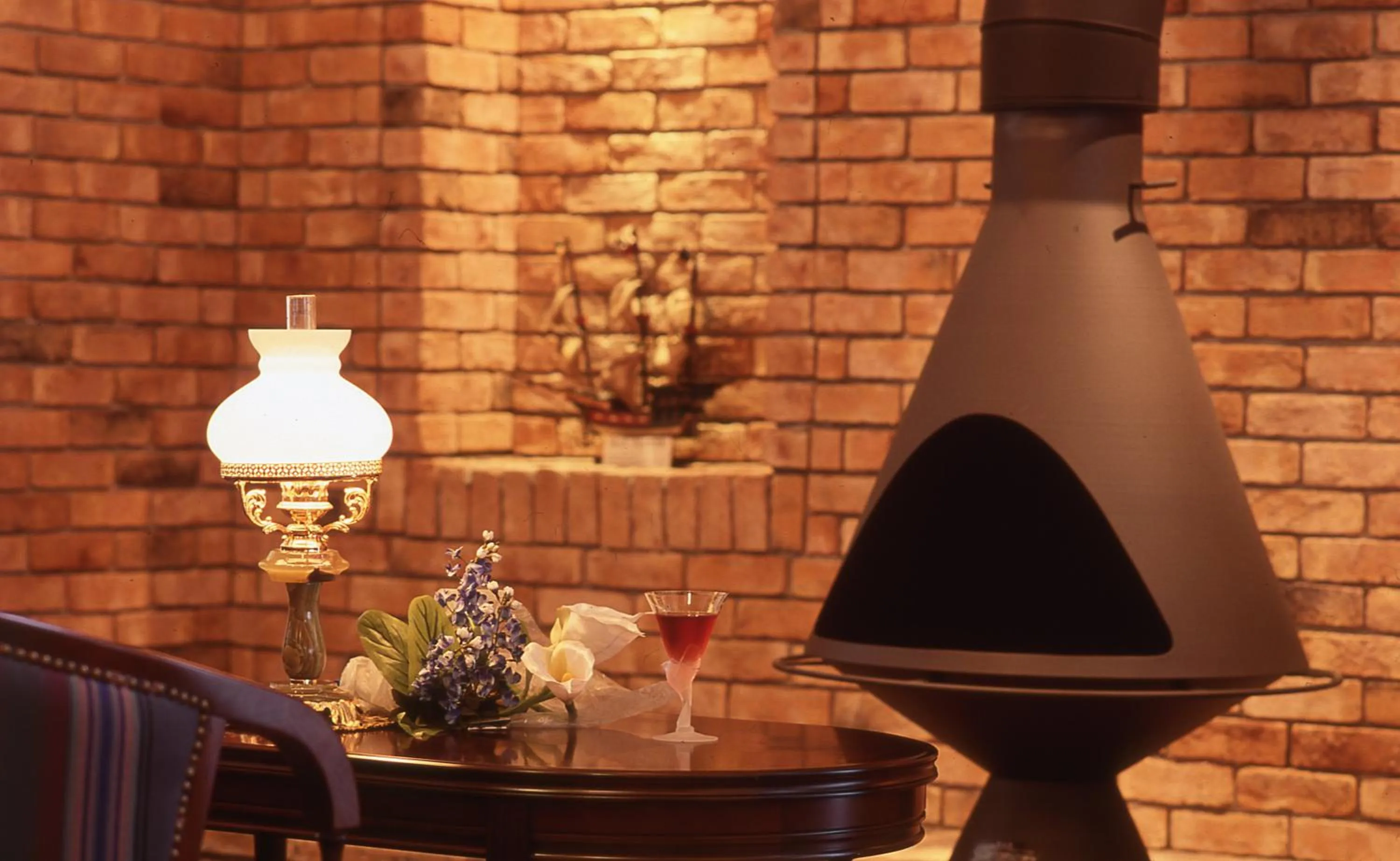 Restaurant/places to eat in Canari