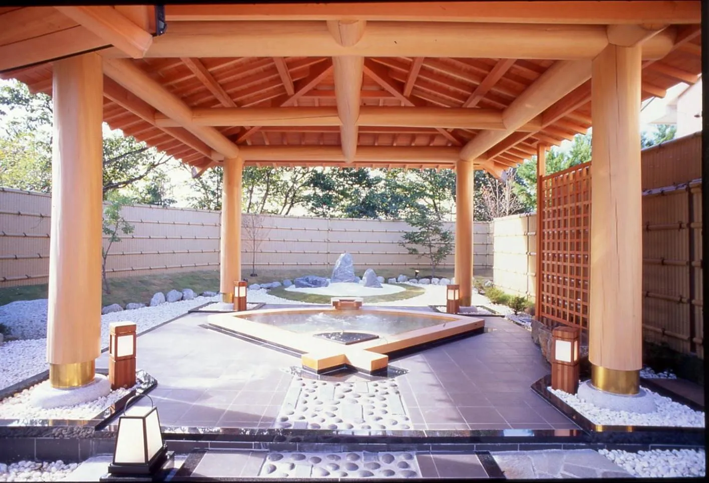 Spa and wellness centre/facilities in Canari