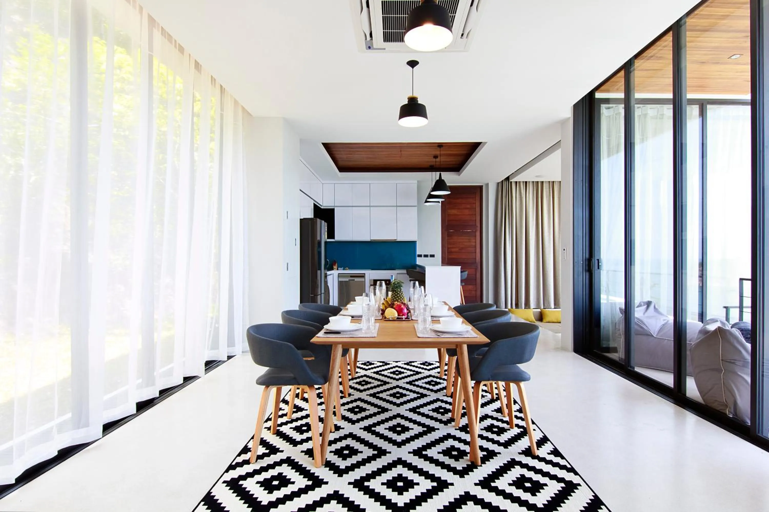 Dining area in Luxury Sea and Sunset View 4BR 4BA Pool Villa