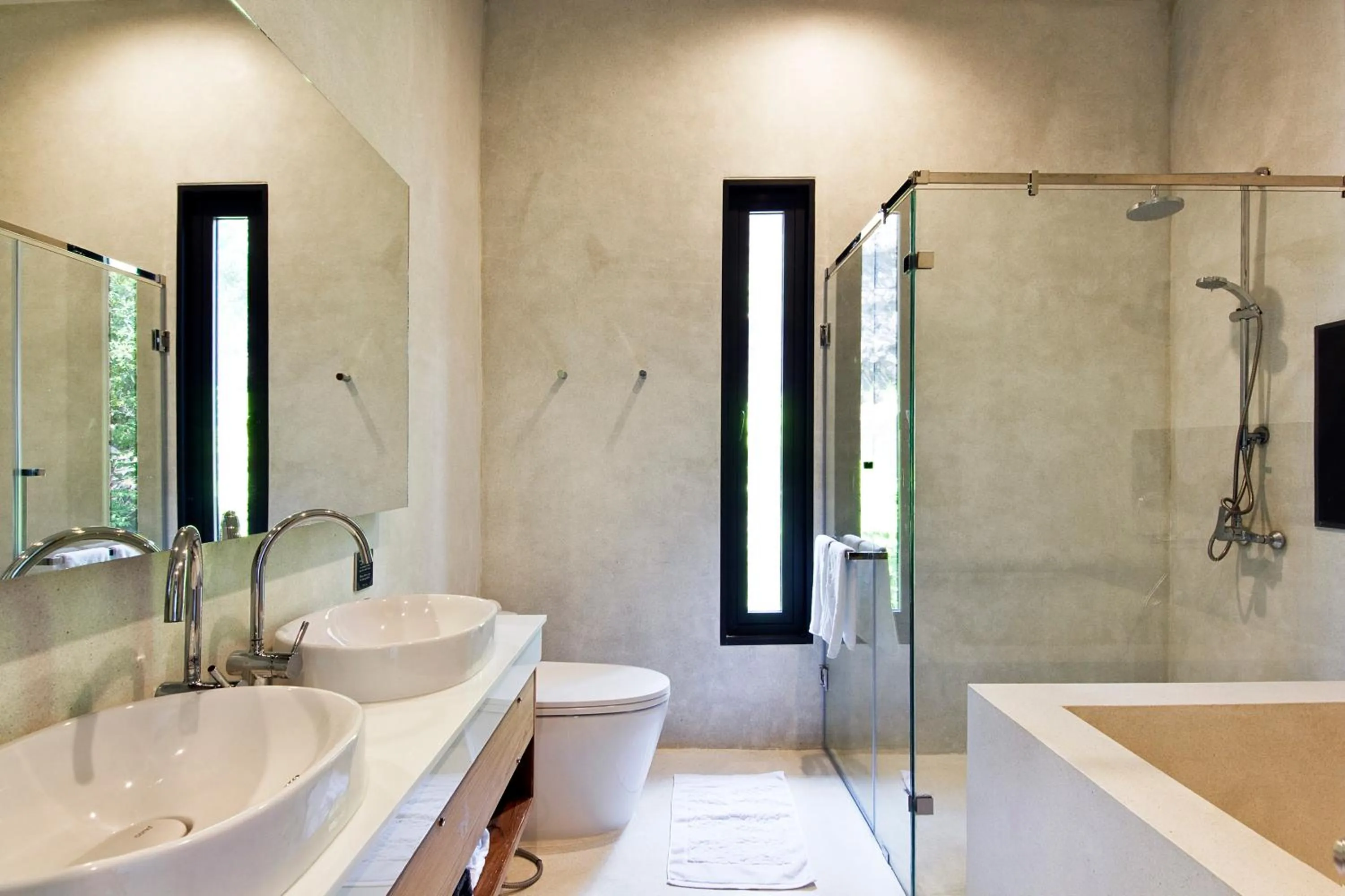 Toilet in Luxury Sea and Sunset View 4BR 4BA Pool Villa