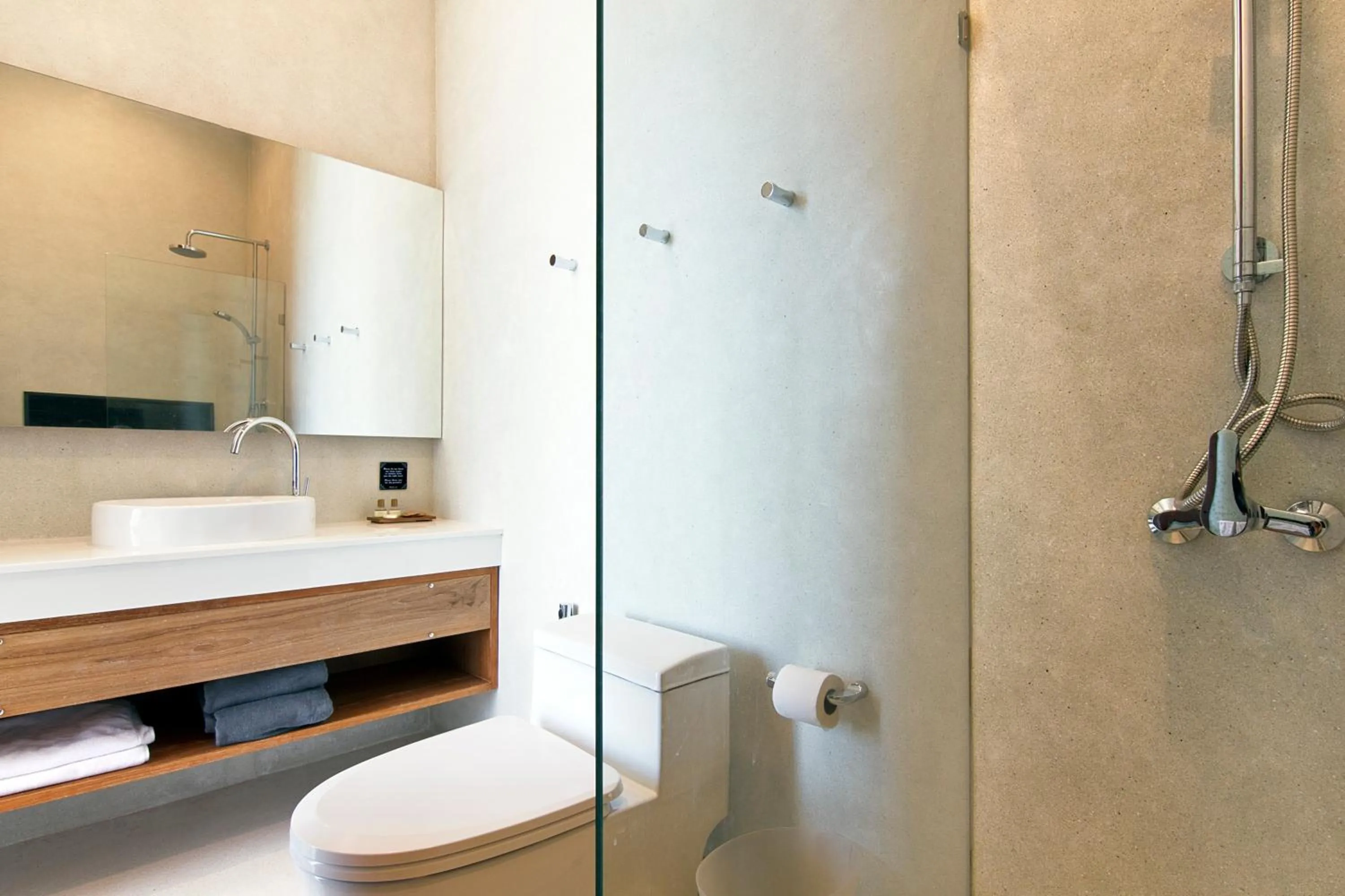 Toilet in Luxury Sea and Sunset View 4BR 4BA Pool Villa