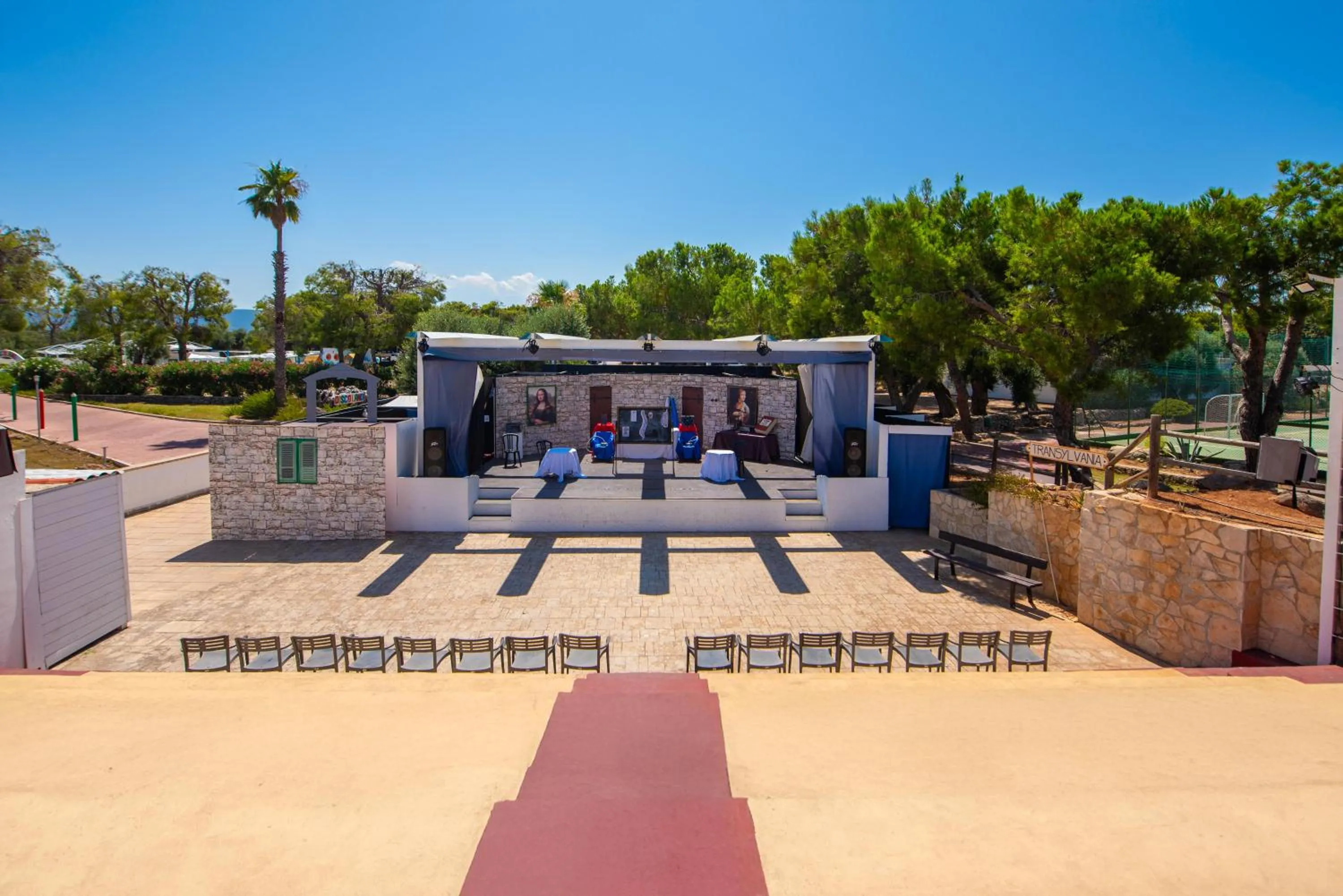 Property building in Porto Giardino - CDSHotels