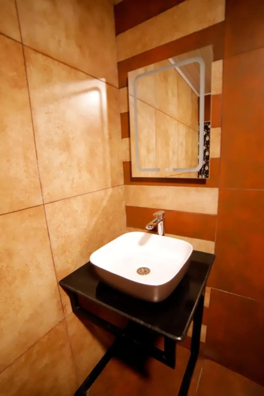Bathroom in Chalets Resort Masinagudi