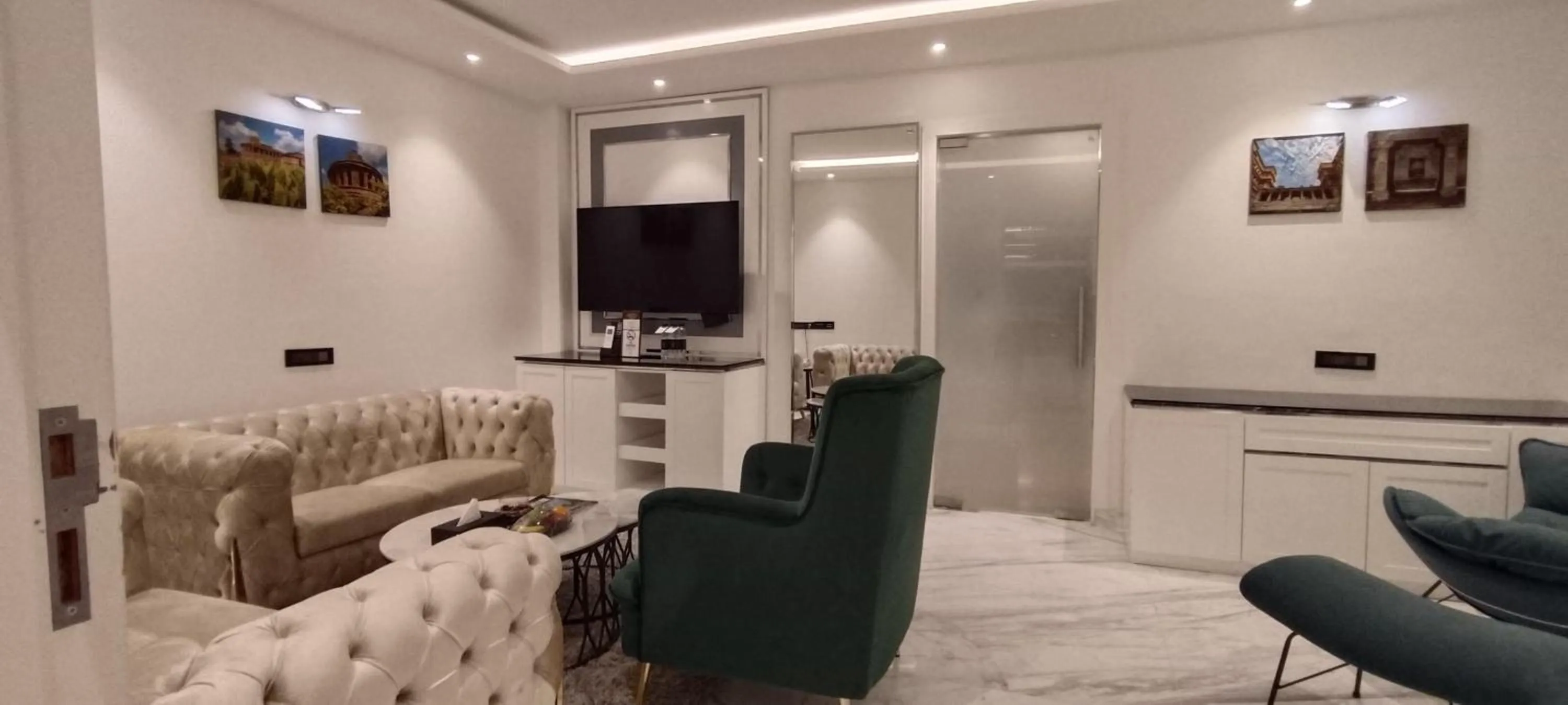 Living room in Amanora The Fern Hotels & Club