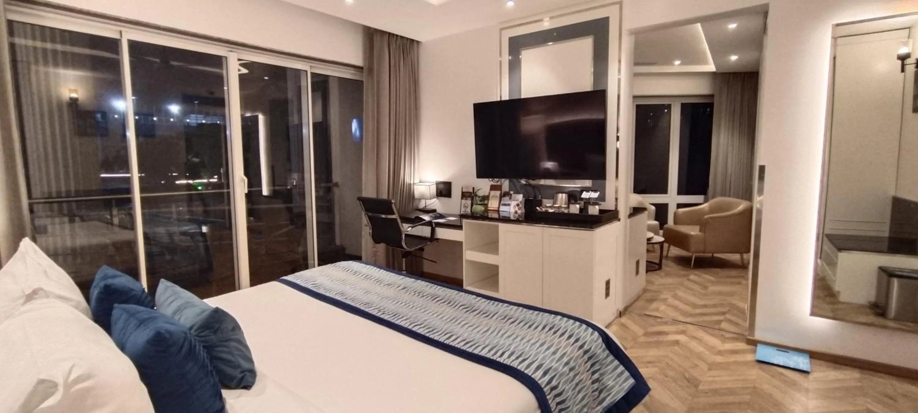 TV and multimedia, Bed in Amanora The Fern Hotels & Club