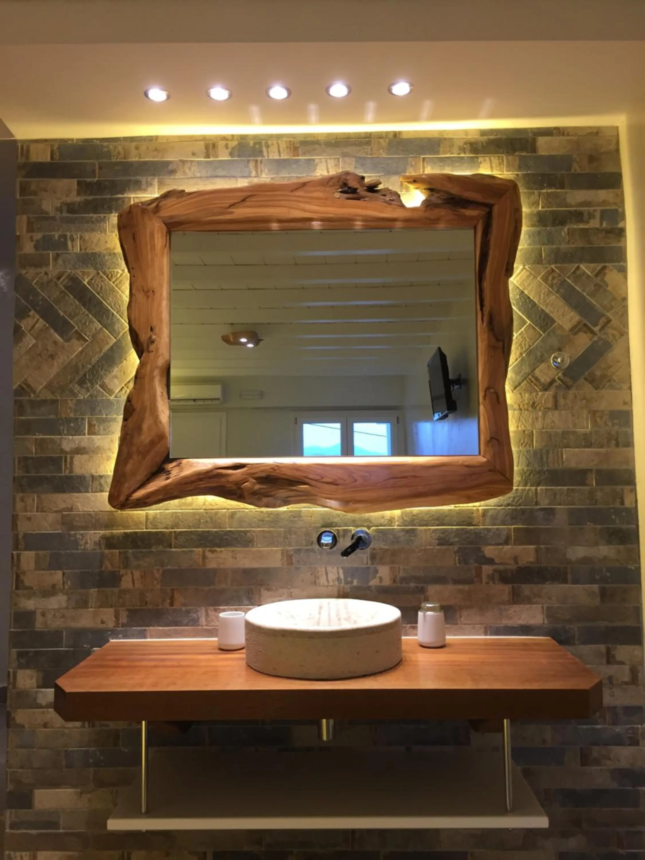 Decorative detail in Eternal Suites