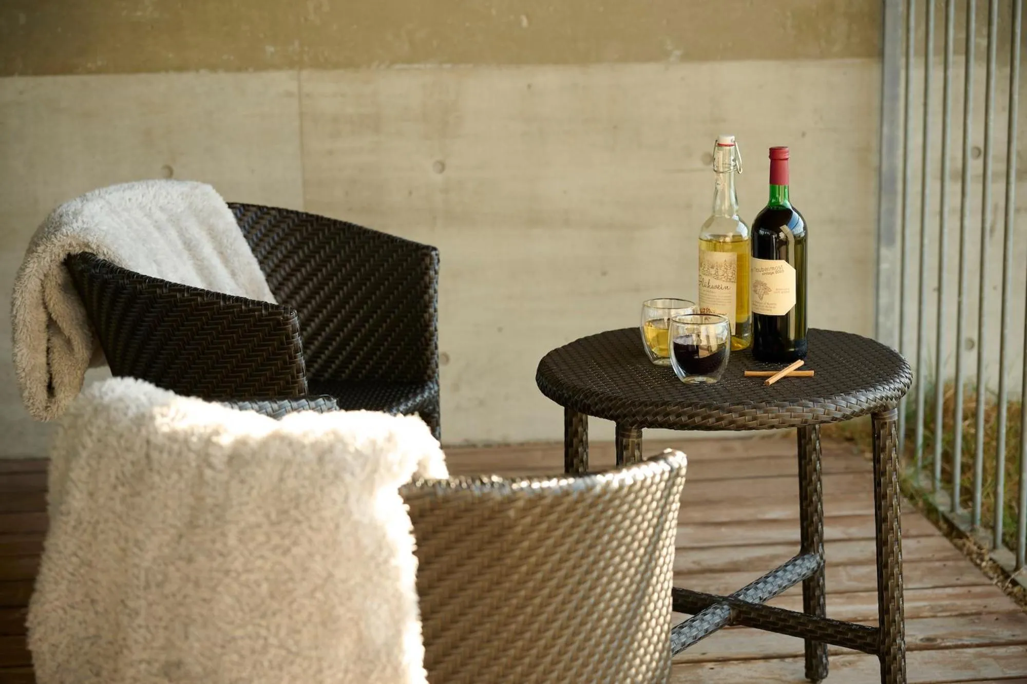 Food and drinks in Setre Marina Biwako