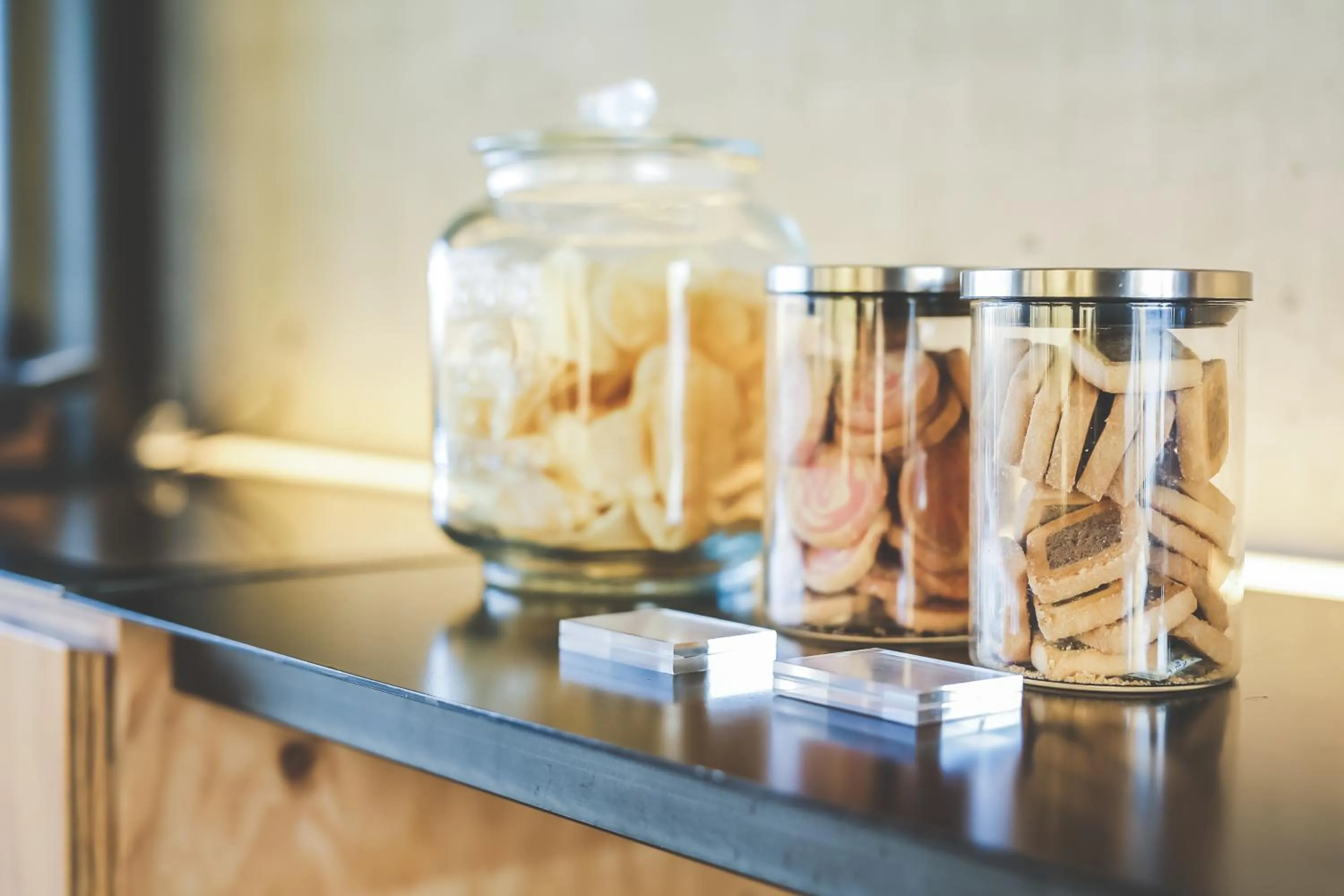 Communal lounge/ TV room in Setre Marina Biwako