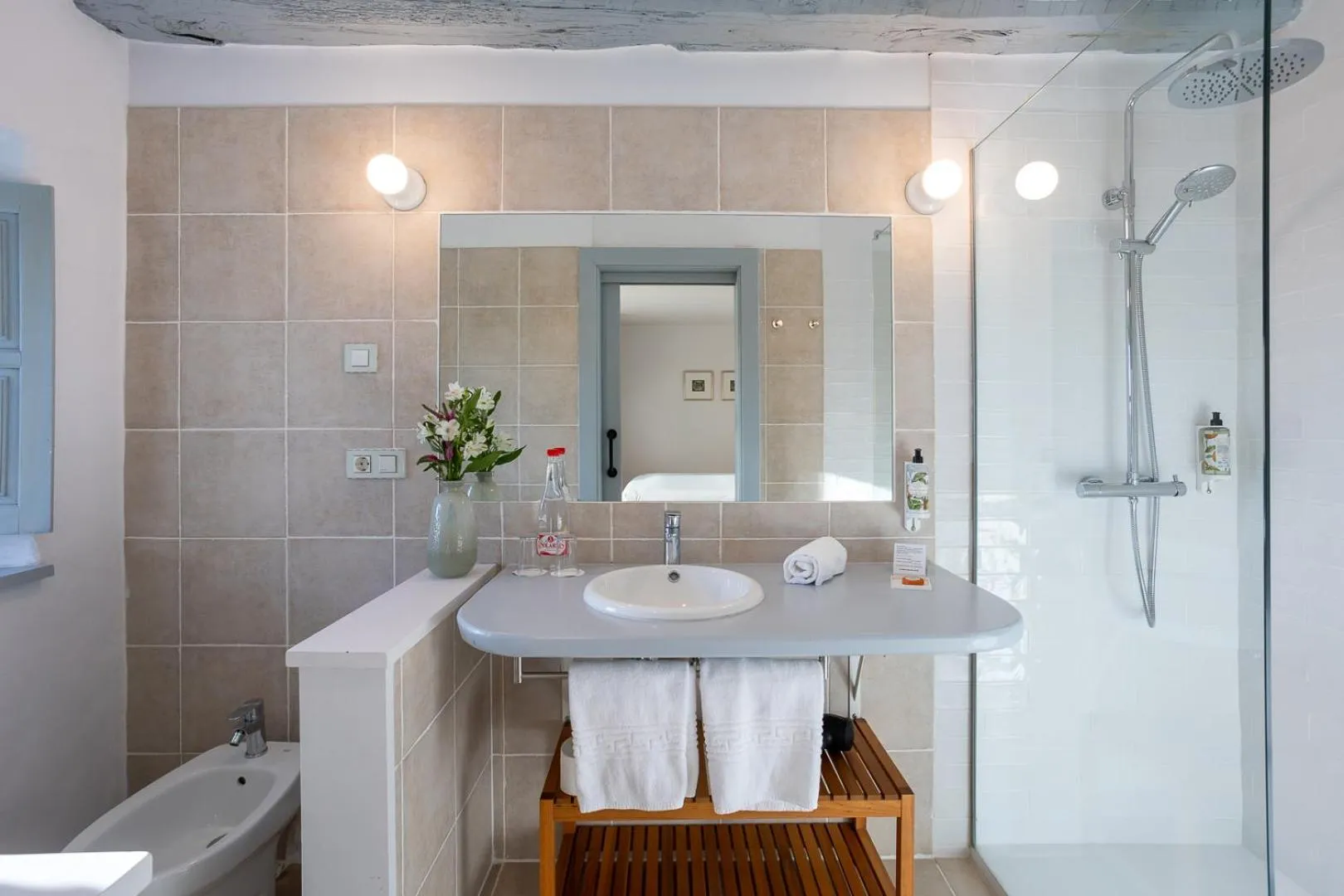 Shower in Casona Las Cinco Calderas