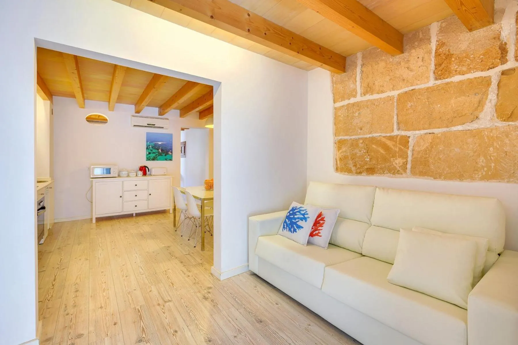 Living room in Urban Suites Palma - Turismo de Interior by PriorityVillas