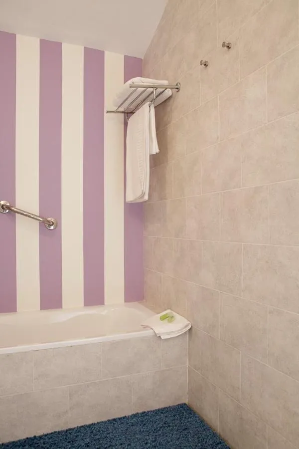 Bathroom in Boutique Isla Tabarca