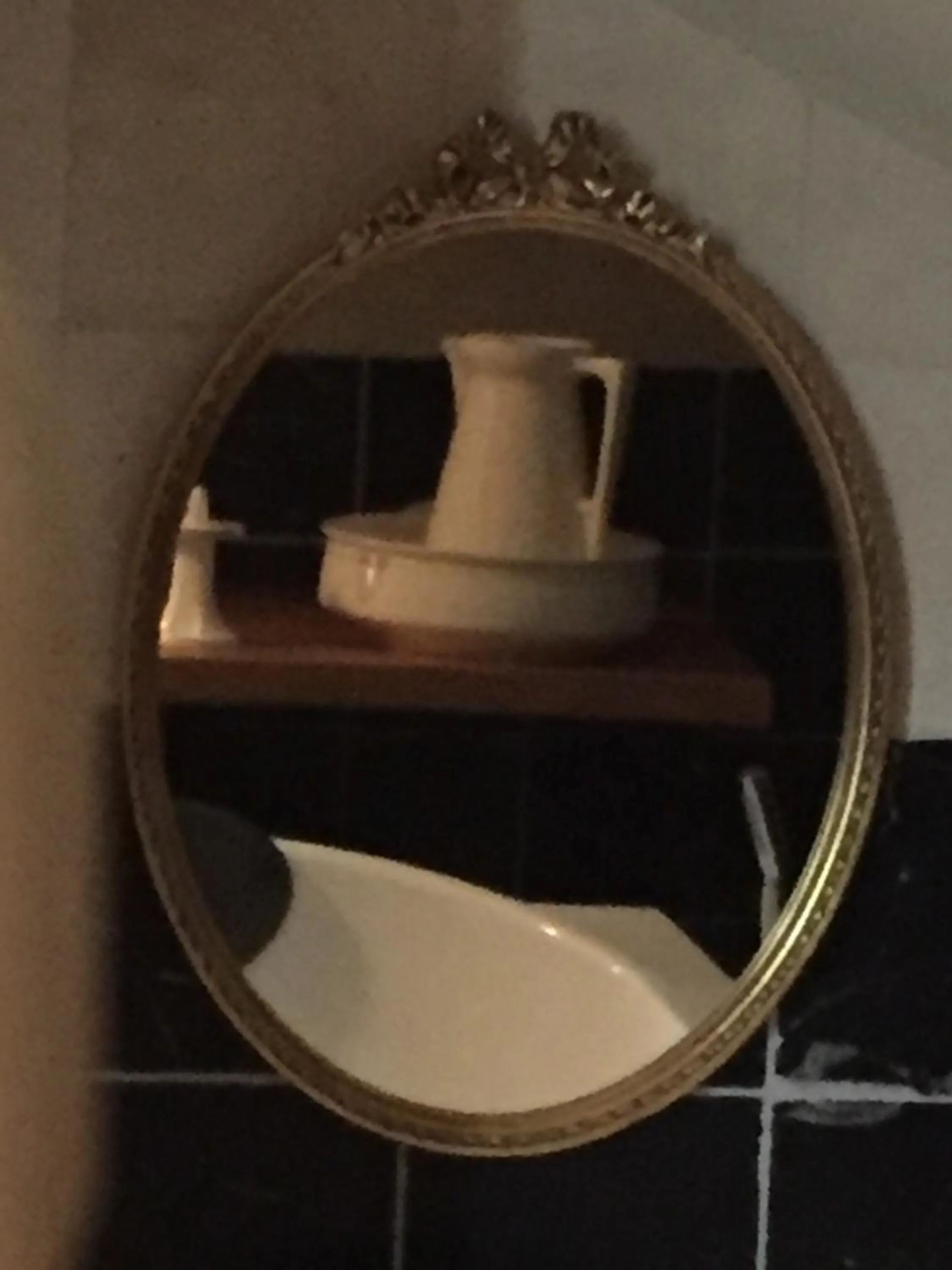 Bathroom in Artagnan