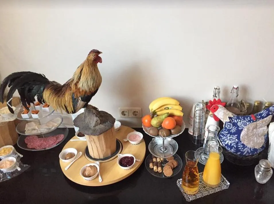 Buffet breakfast in Artagnan