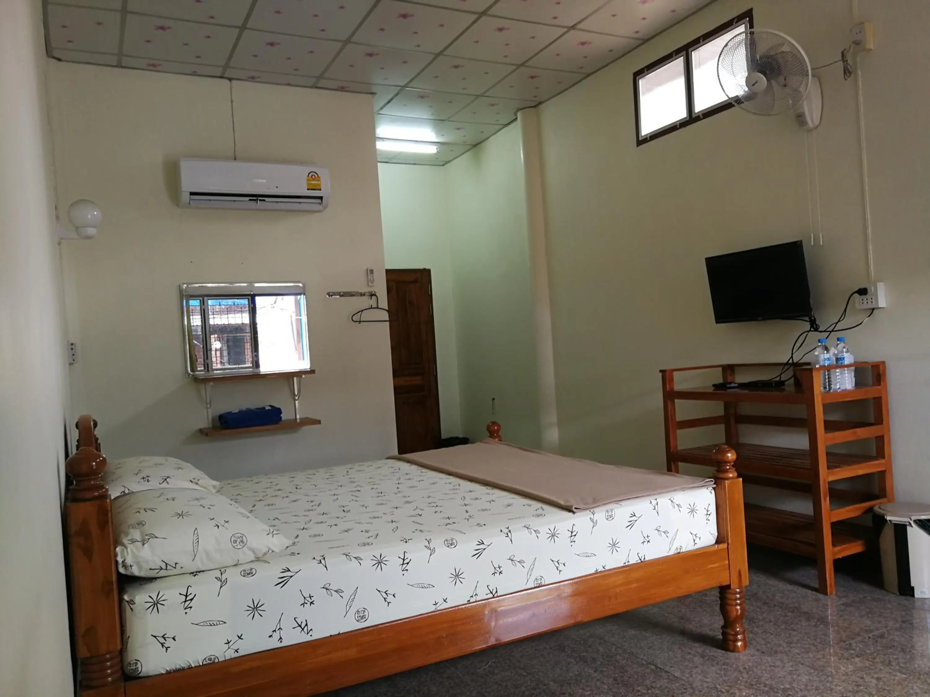 Bedroom in PuengLuang Hotel