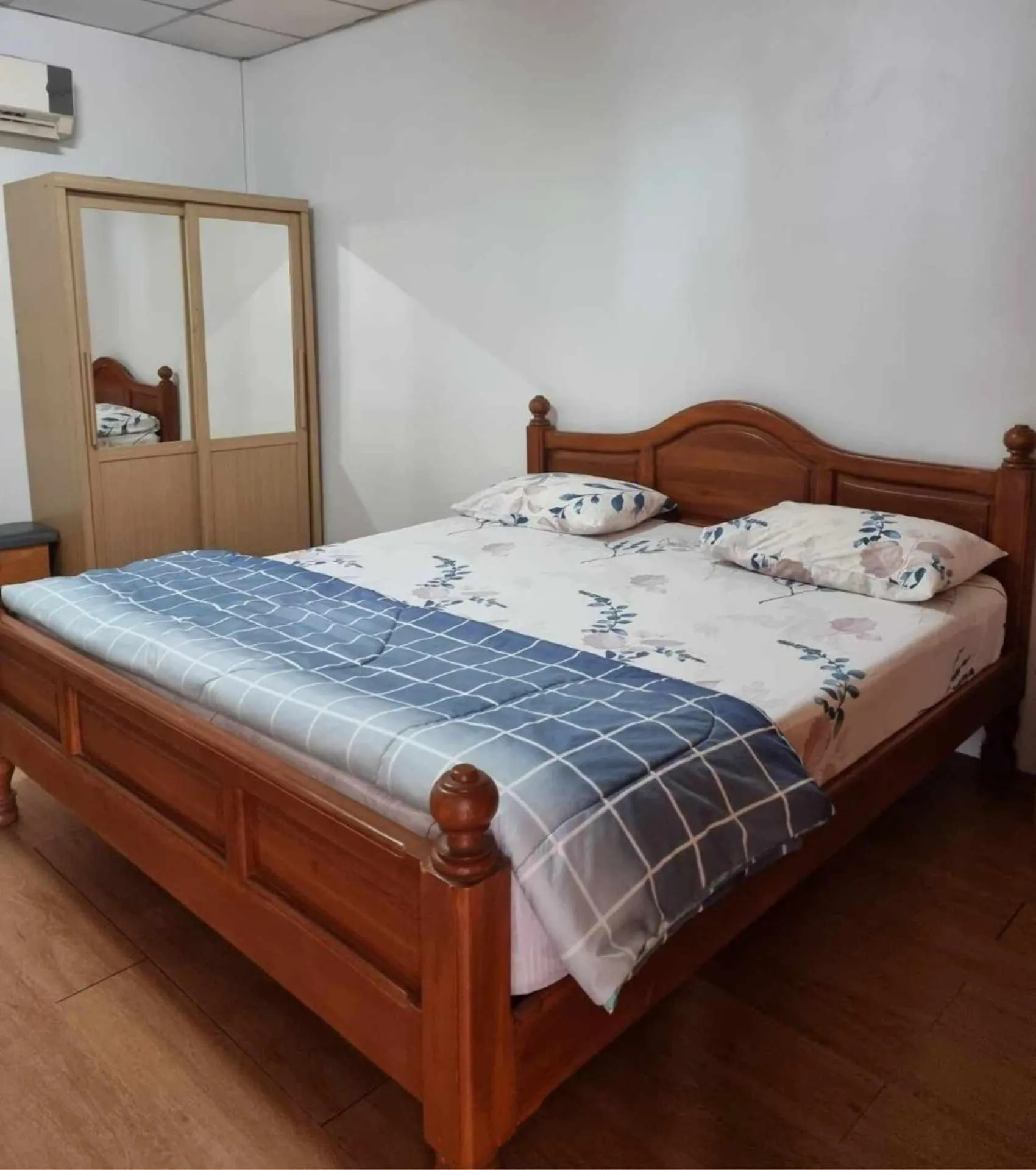 Bedroom in PuengLuang Hotel