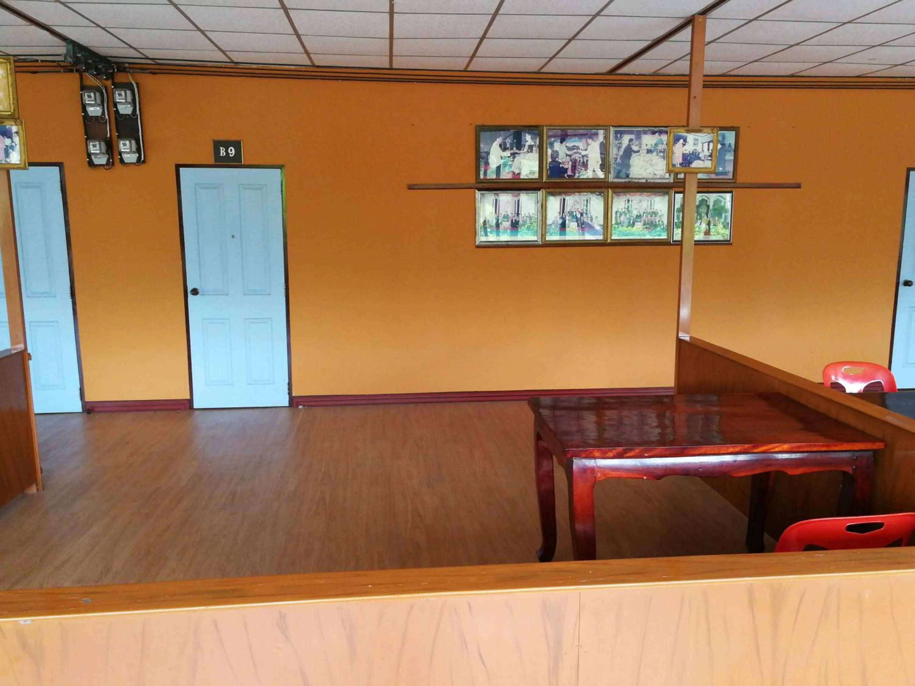 Property building in PuengLuang Hotel