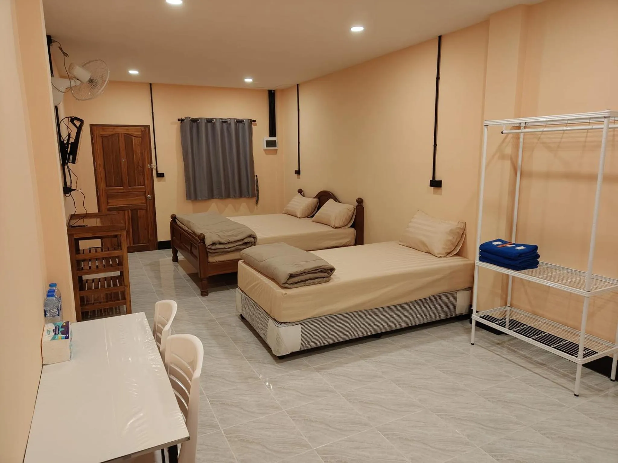 Bedroom in PuengLuang Hotel