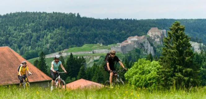 Activities in Au Charnet