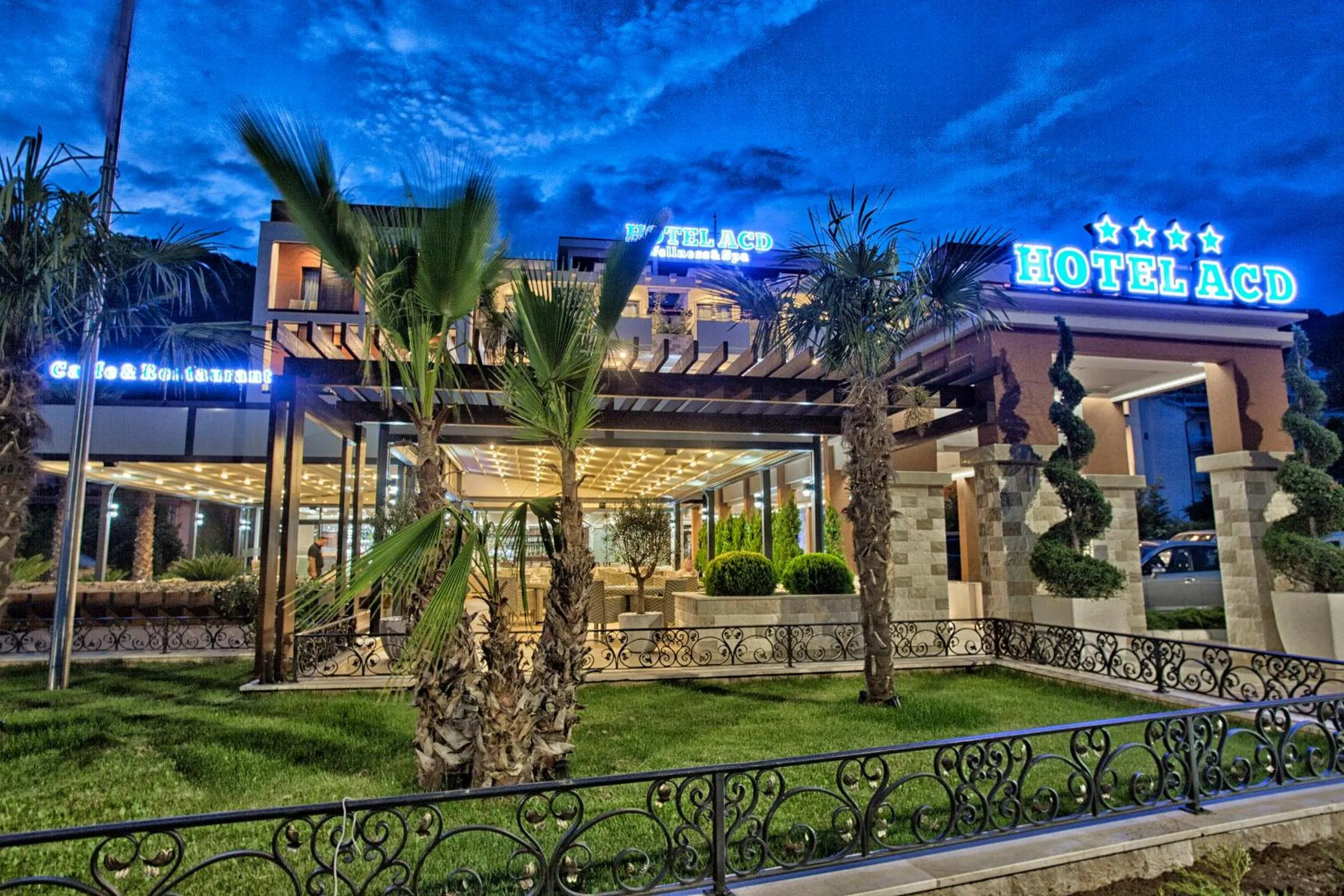 Facade/entrance in Wellness & Spa Hotel ACD