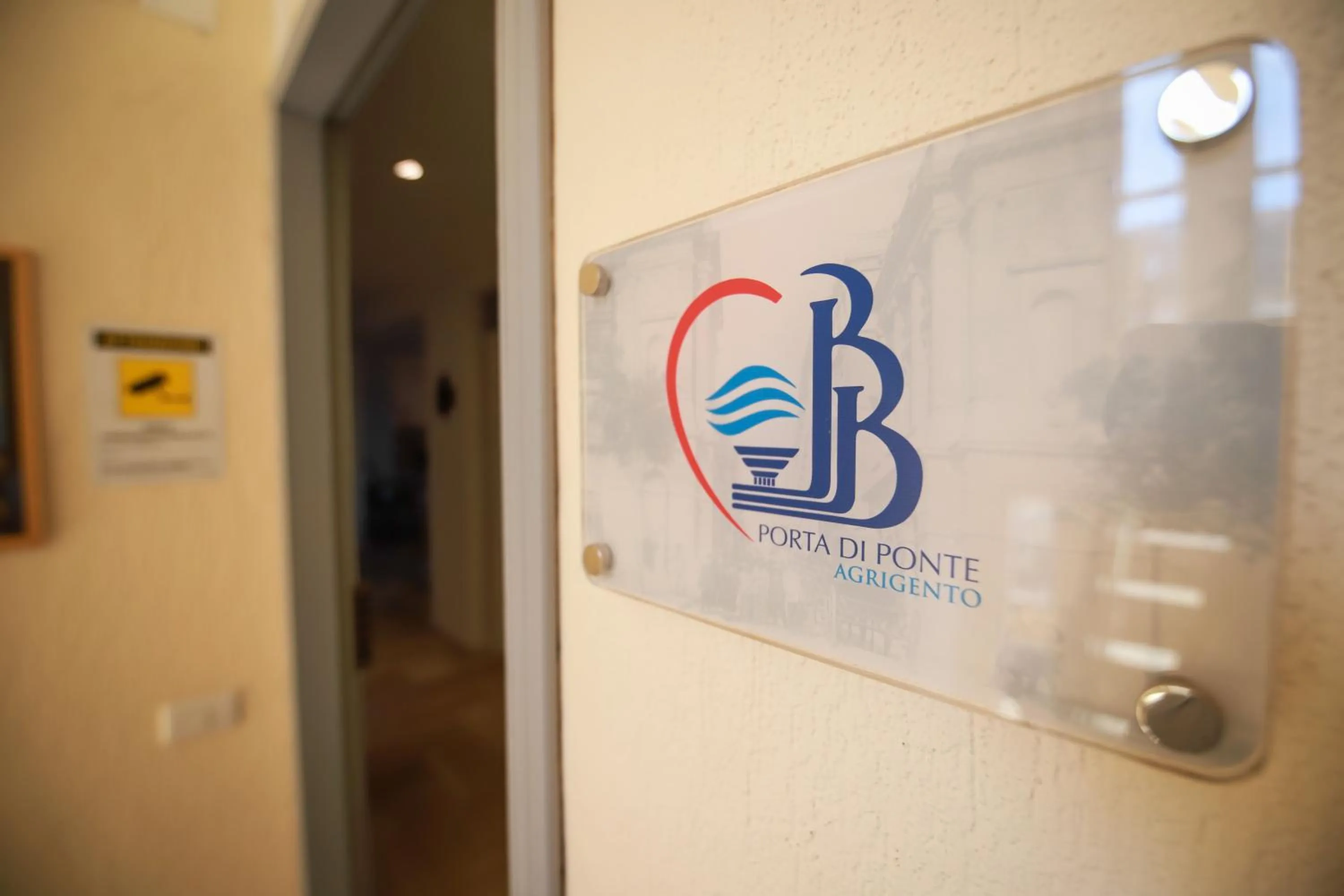 Property logo or sign in B&B Porta di Ponte