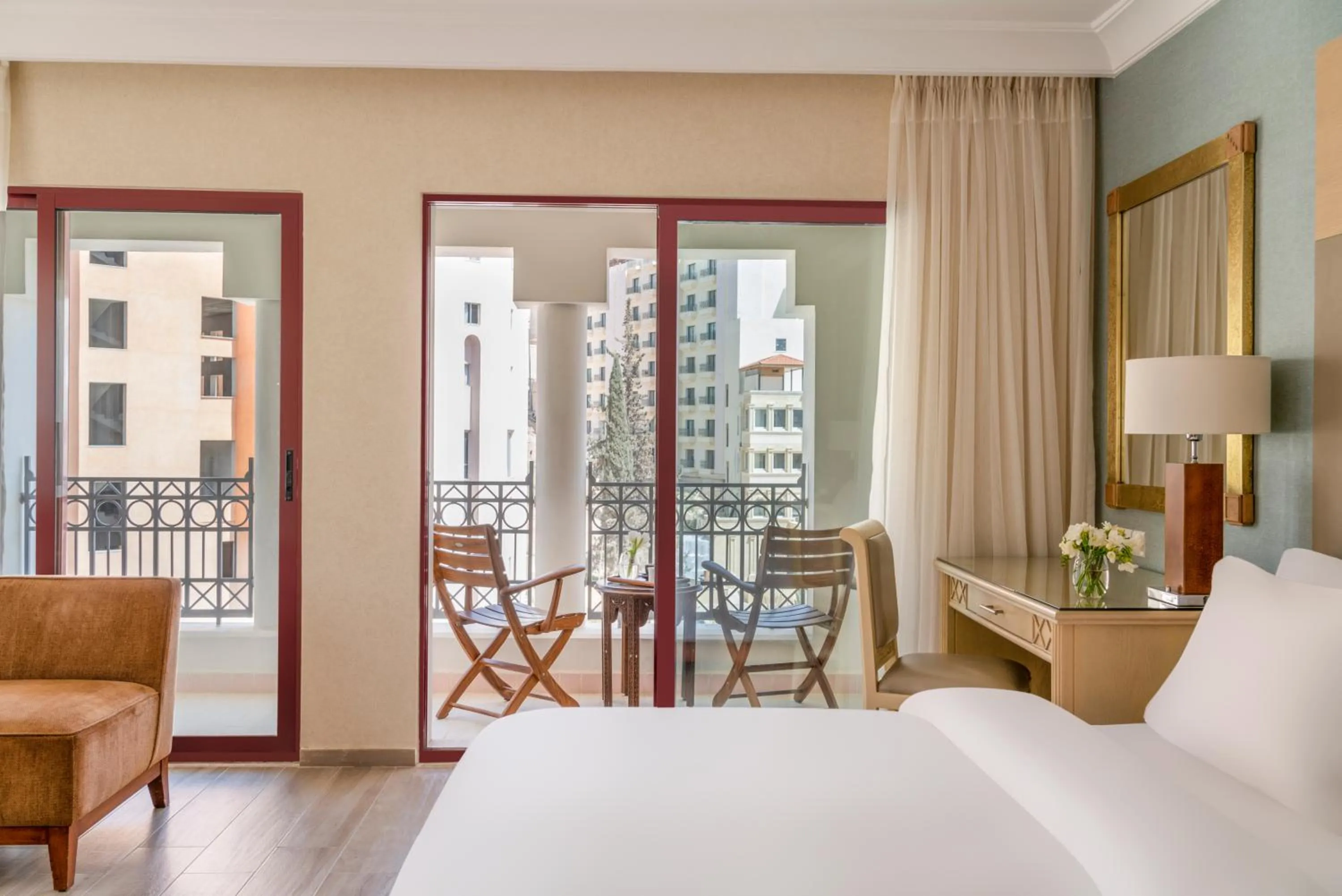 Balcony/Terrace, Bed in Mövenpick Resort Petra