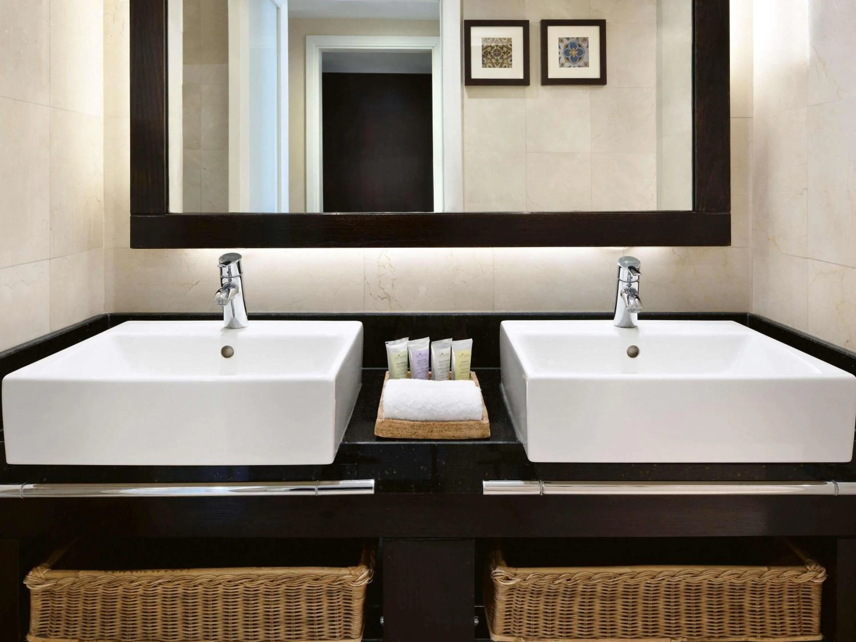 Bedroom in Mövenpick Resort Petra