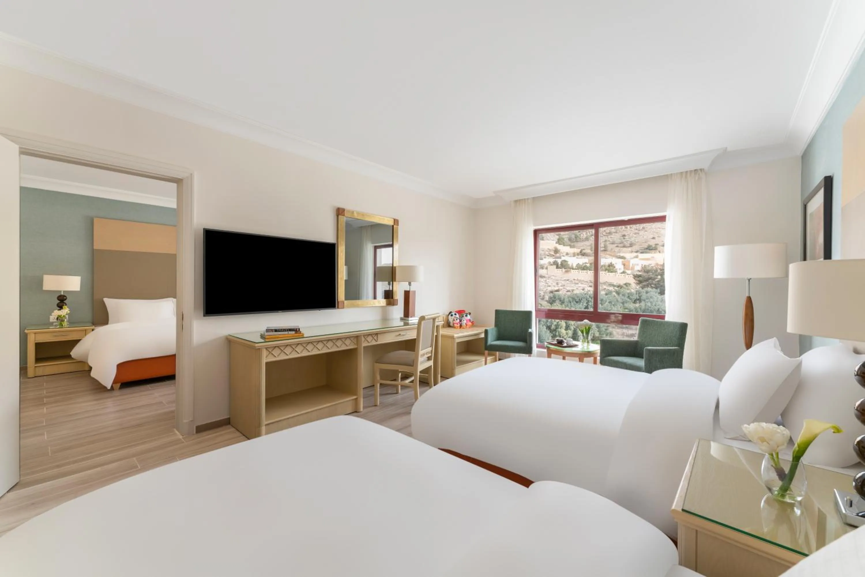 Balcony/Terrace, Bed in Mövenpick Resort Petra