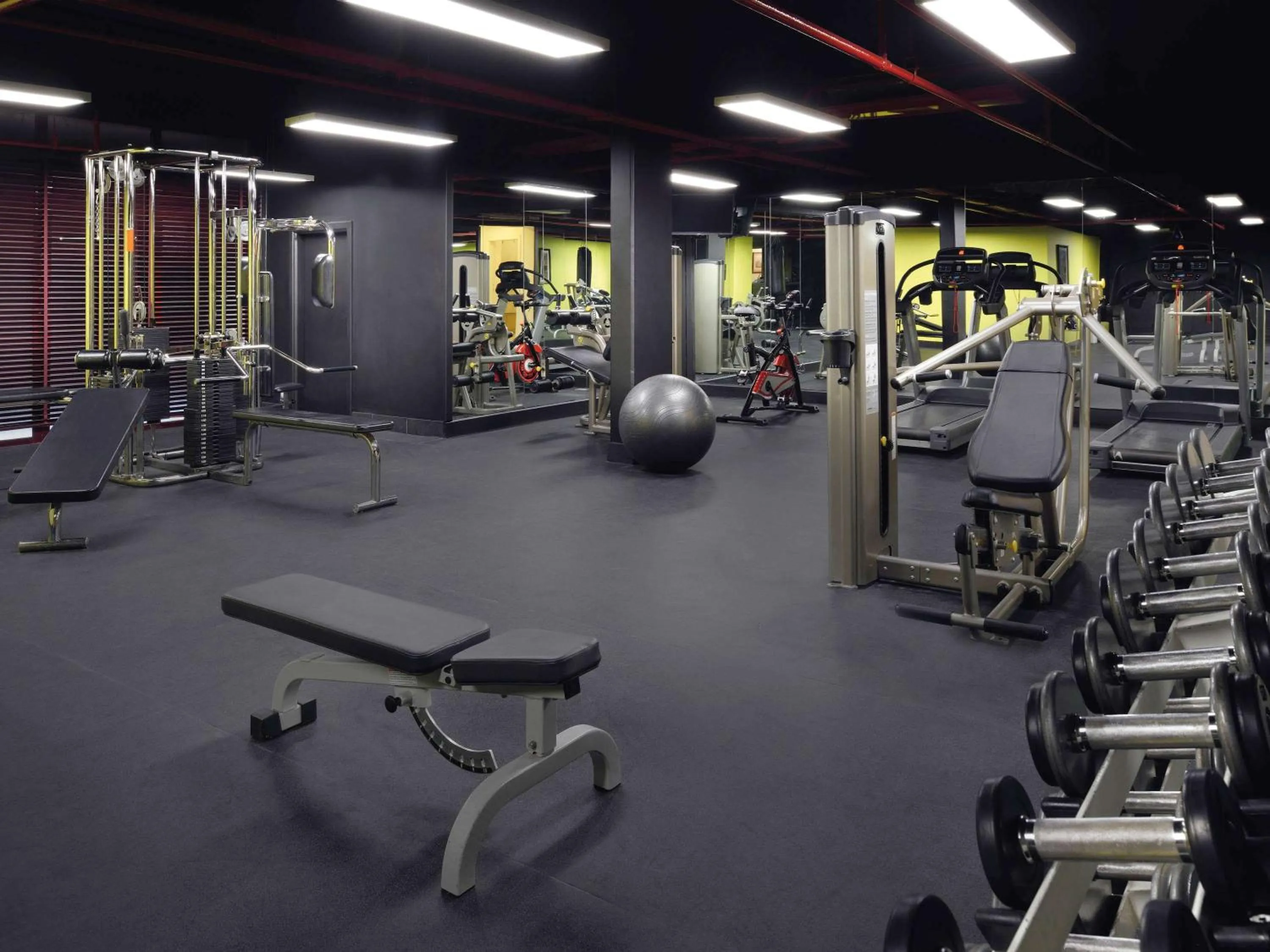 Fitness centre/facilities in Mövenpick Resort Petra