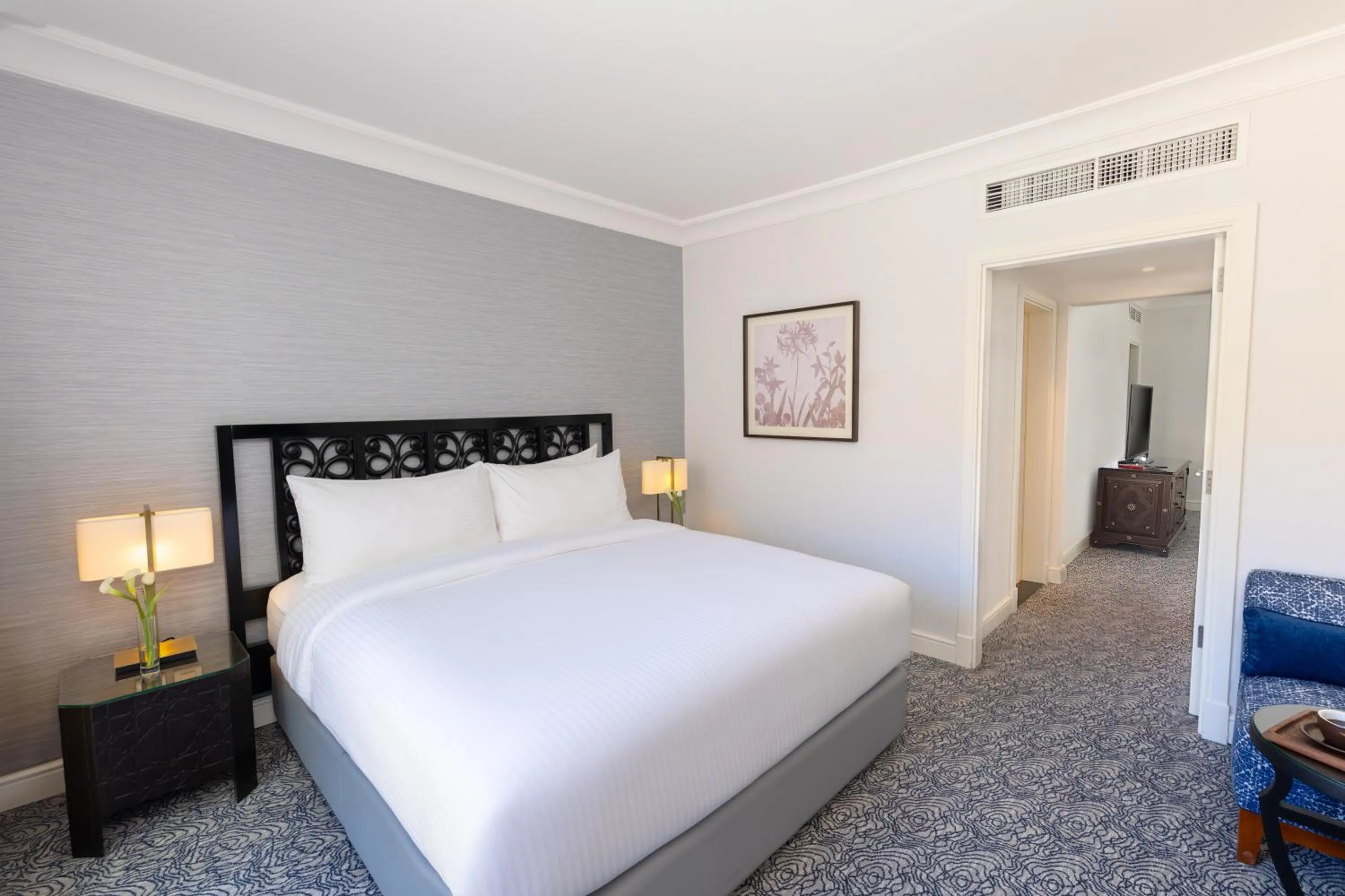 Bed in Mövenpick Resort Petra