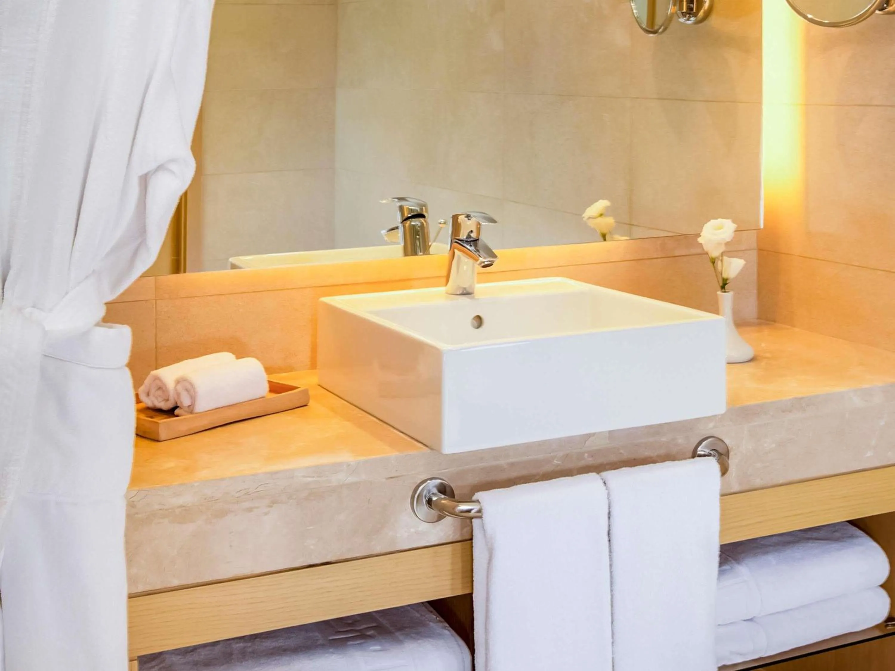 Bedroom in Mövenpick Resort Petra