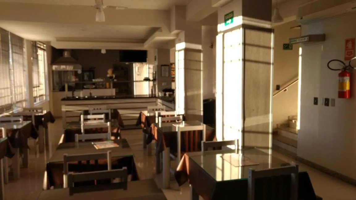 Santa Clara Hotel e Restaurante