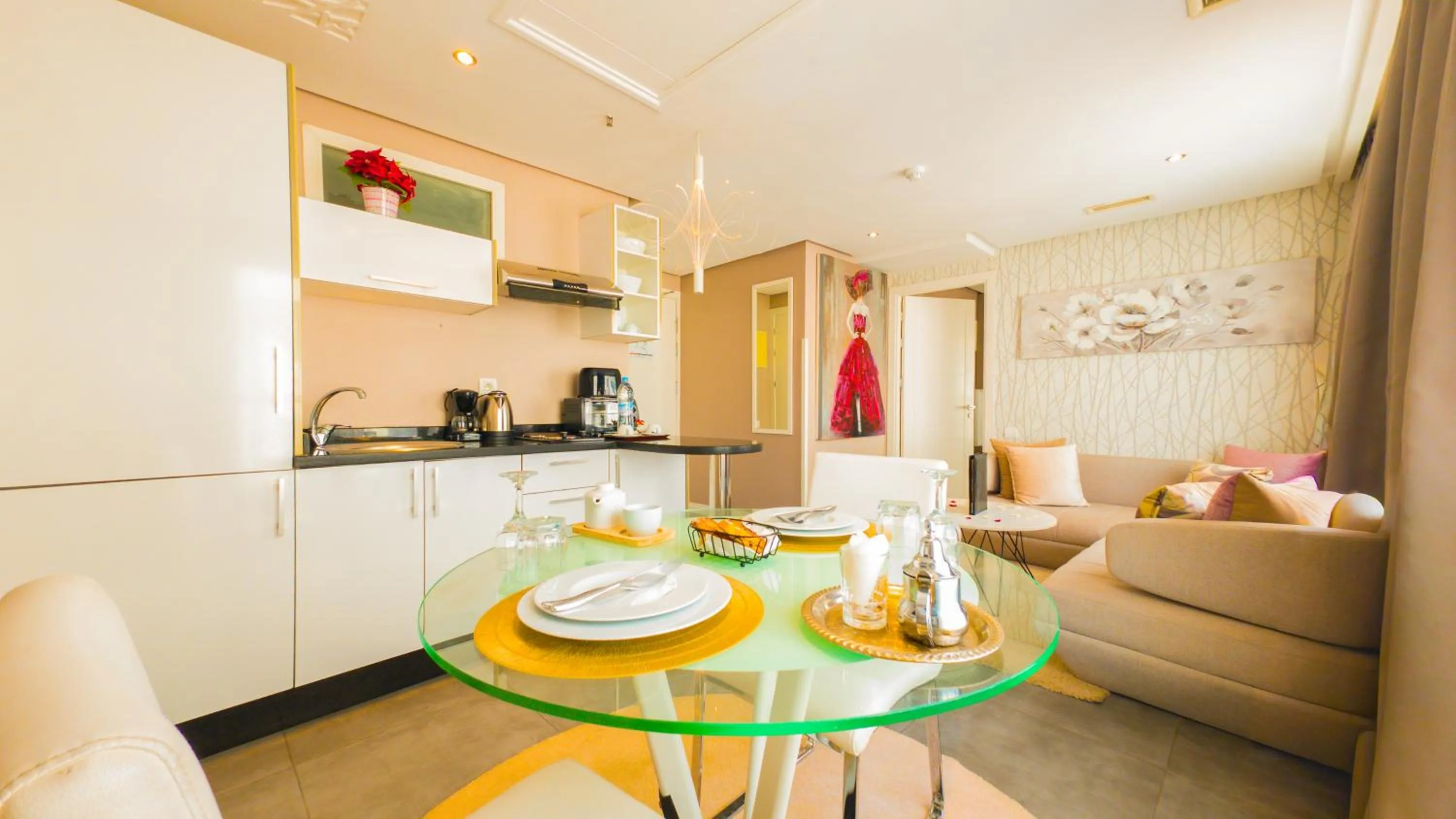 Living room in RENT-INN Suites Hotel