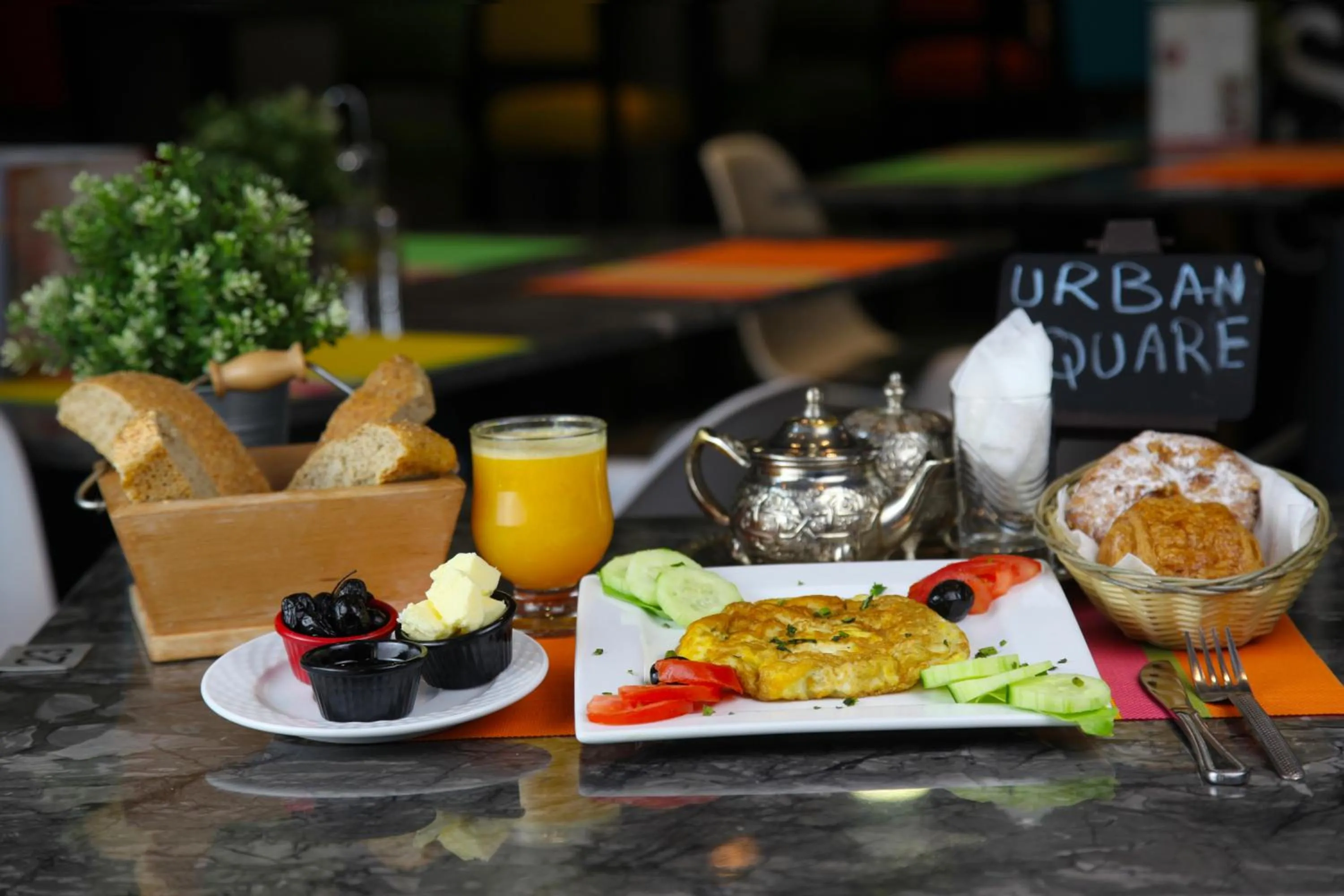 Food in RENT-INN Suites Hotel